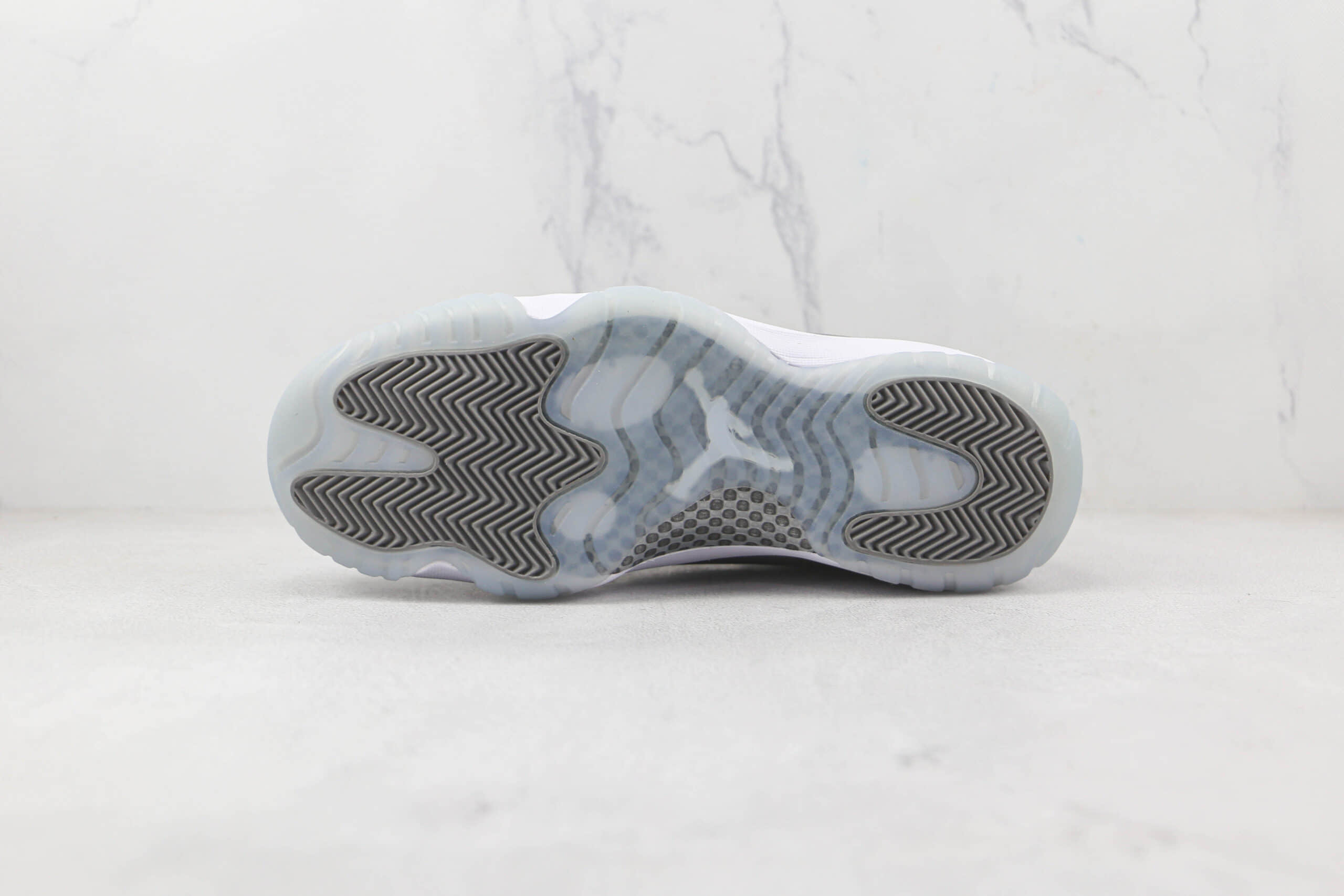 乔丹Air Jordan 11 Bred纯原版本低帮AJ11灰色篮球鞋内置气垫碳板支持实战 货号：528896-003