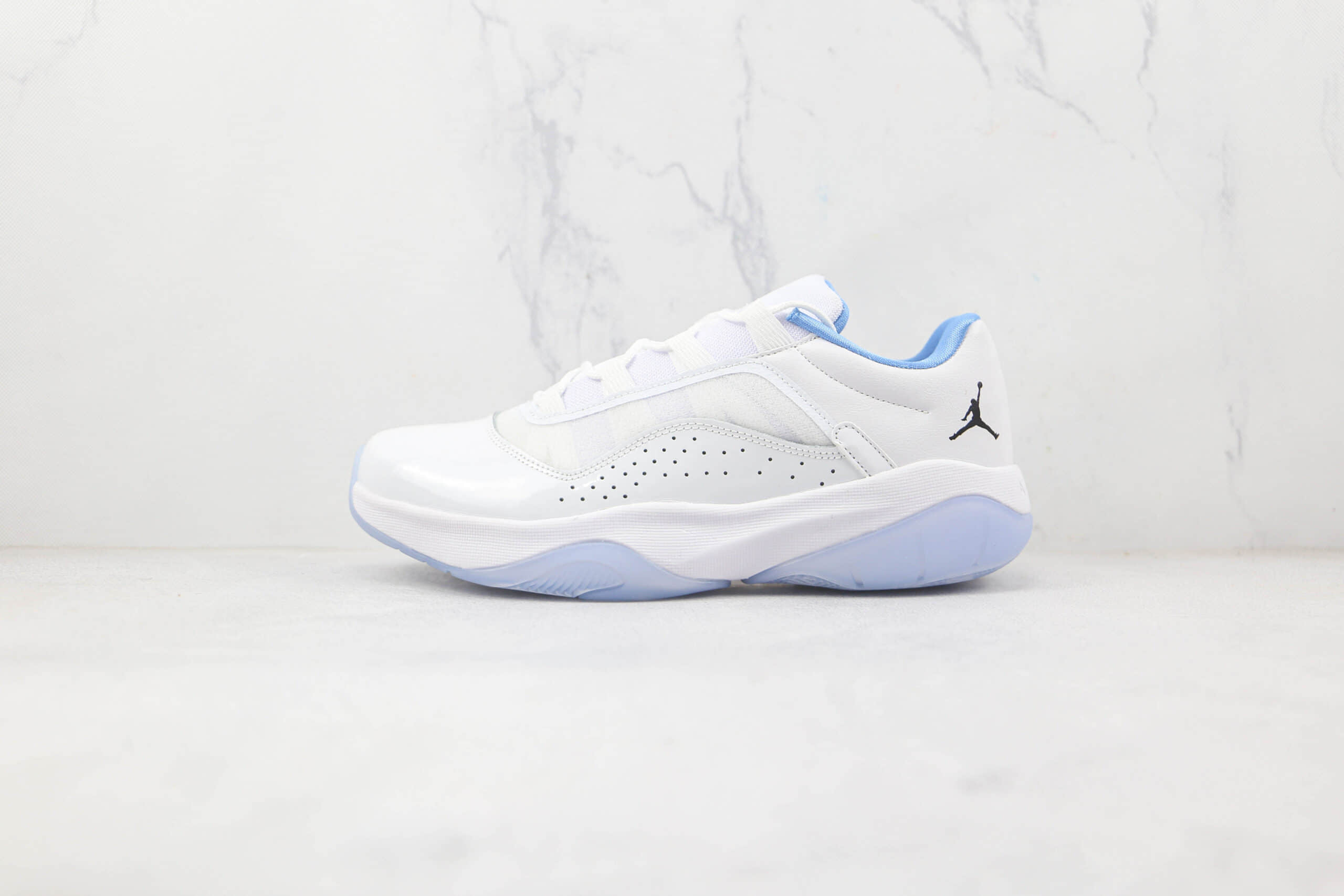 乔丹Air Jordan 11 Cmft Low纯原版本低帮AJ11白色新款篮球鞋内置气垫缓震支持实战 货号：DO0571-100