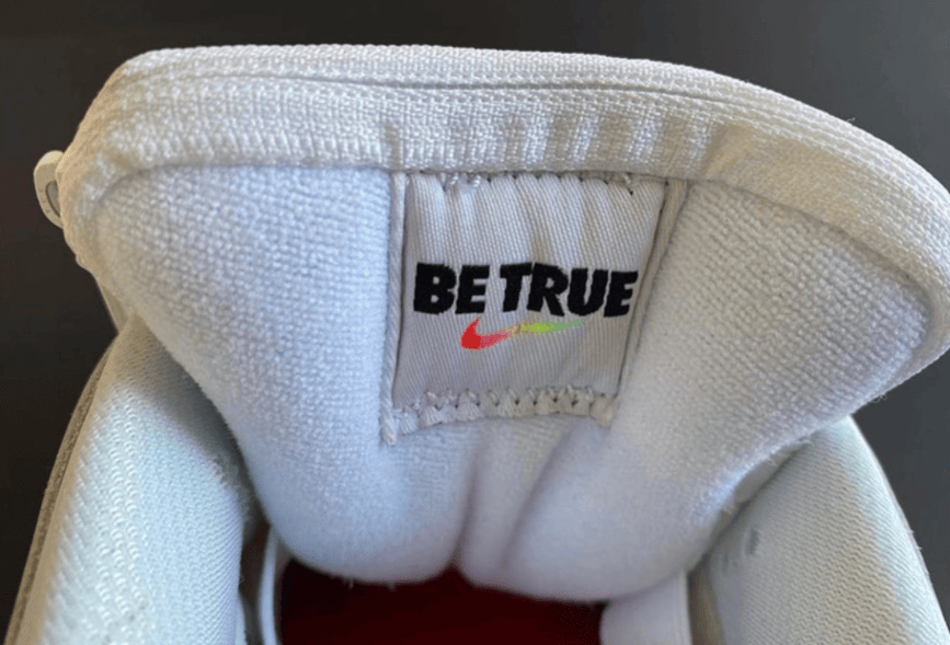 鸳鸯设计+彩虹渐变！全新Nike SB Dunk Low实物释出！