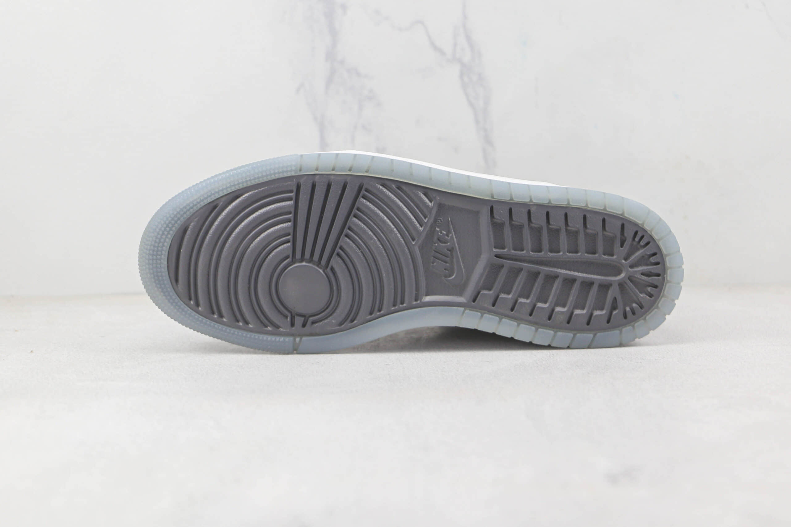 乔丹Air Jordan 1 Retro High OG Patent Bred纯原版本高帮AJ1灰色漆皮亮面板鞋原鞋开模一比一打造 货号:DQ0659-005