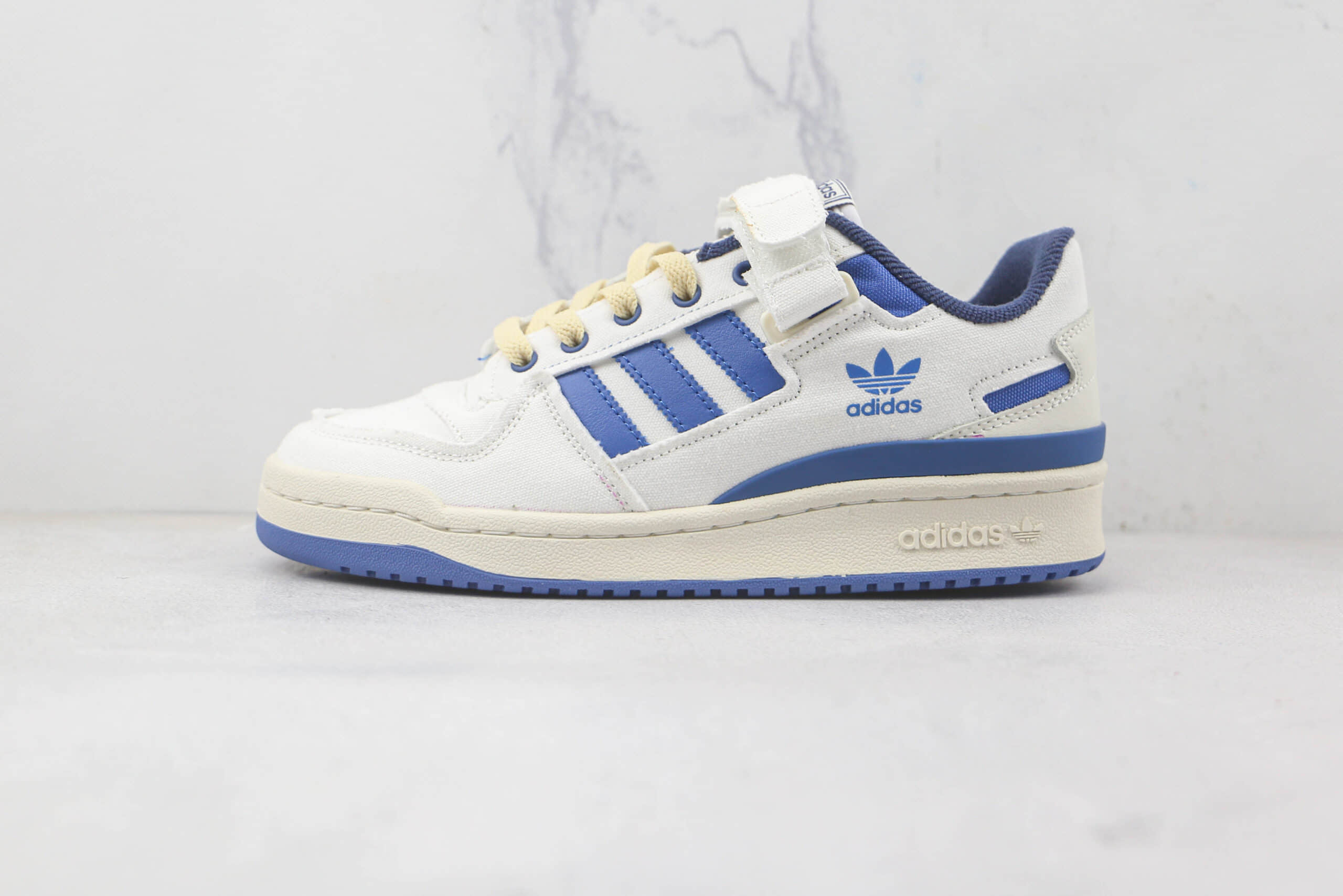 阿迪达斯Adidas originals Forum 84 low纯原版本白蓝色魔术贴低帮Forum84板鞋原楦头纸板打造 货号:HR0458