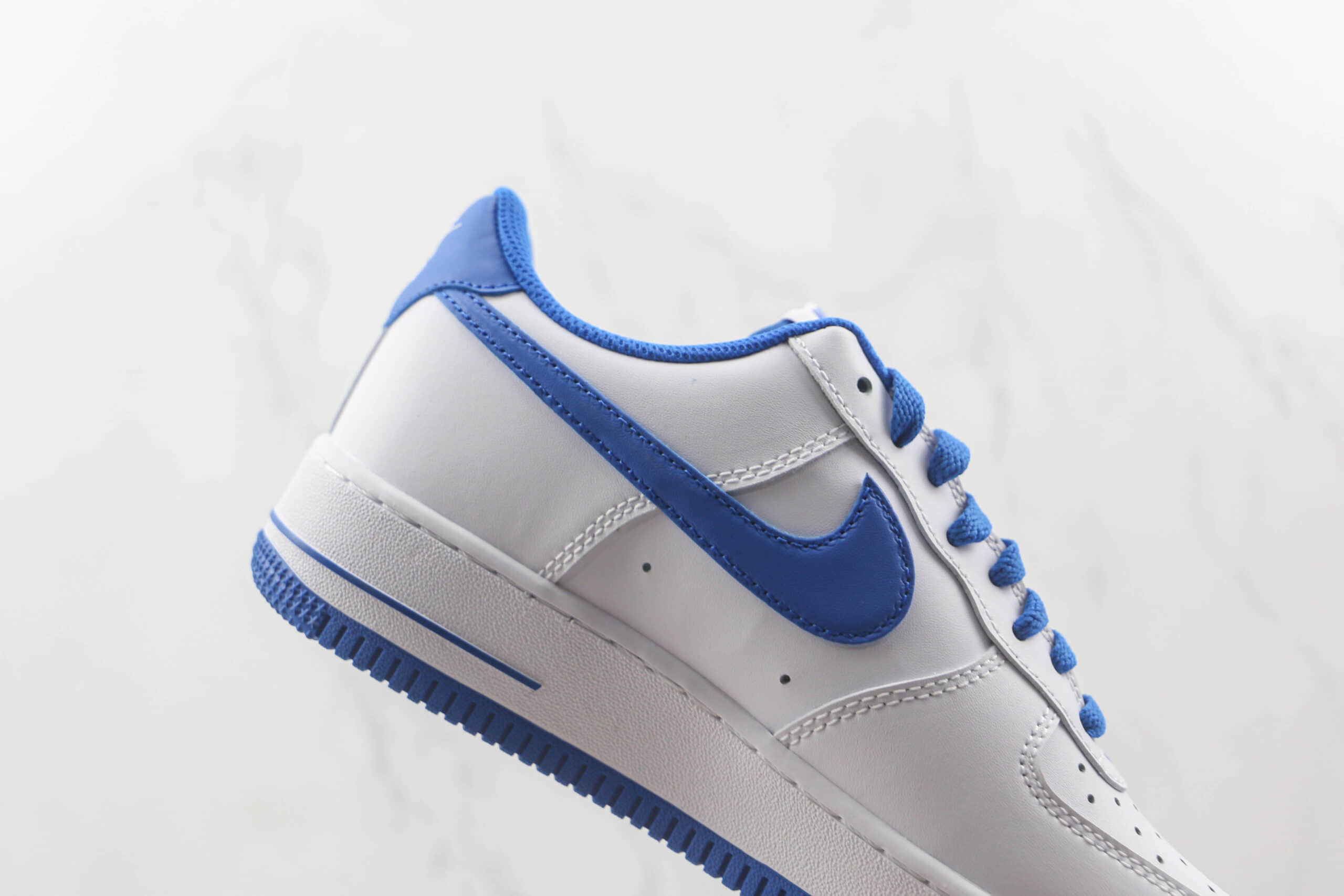 耐克Nike Air Force 1’07 Low纯原版本低帮空军一号白蓝色板鞋原楦头纸板打造 货号:DH7561-104