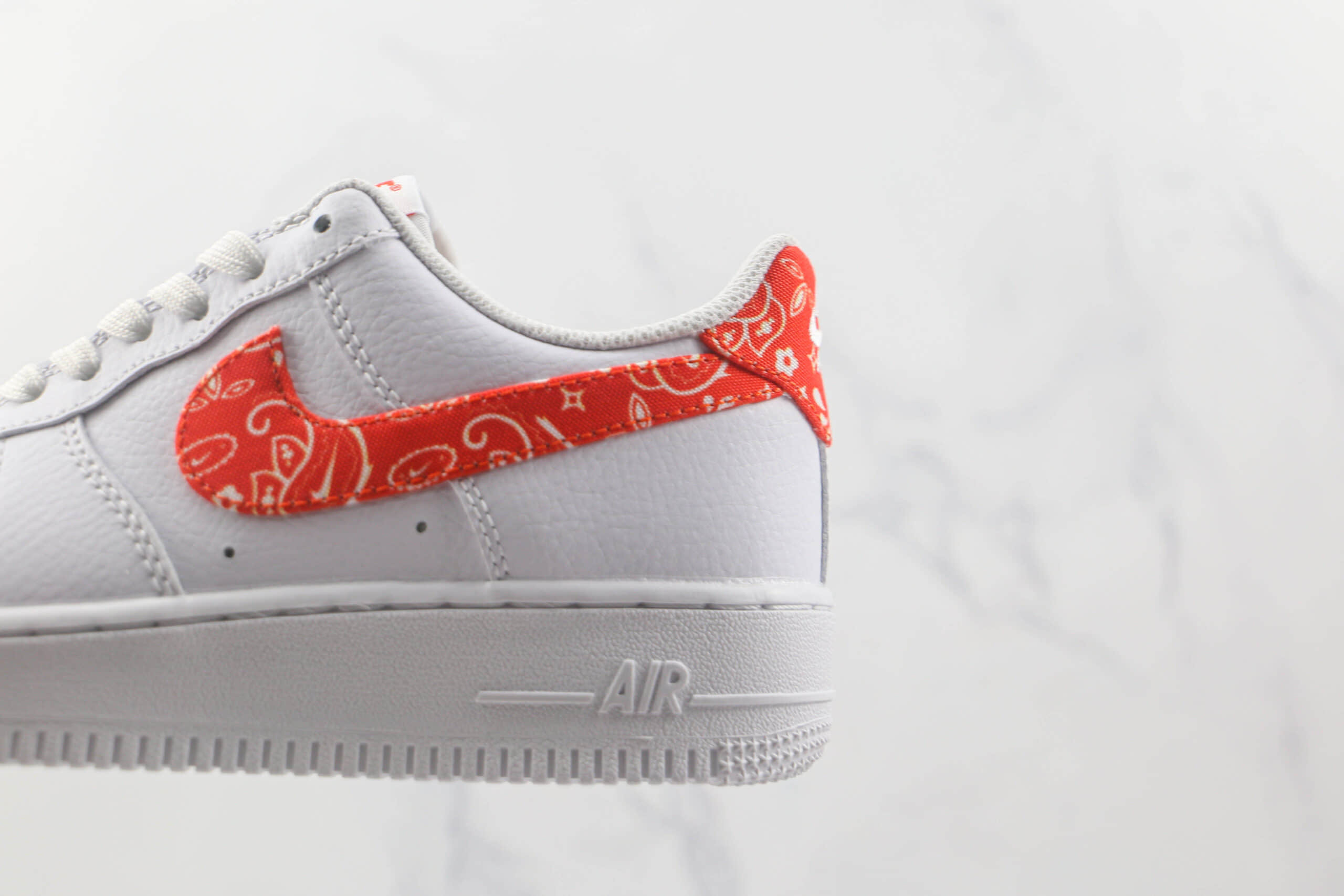 耐克Nike Air Force 1 07 Low纯原版本低帮空军一号红勾腰果花板鞋内置气垫 货号:DJ9942-102