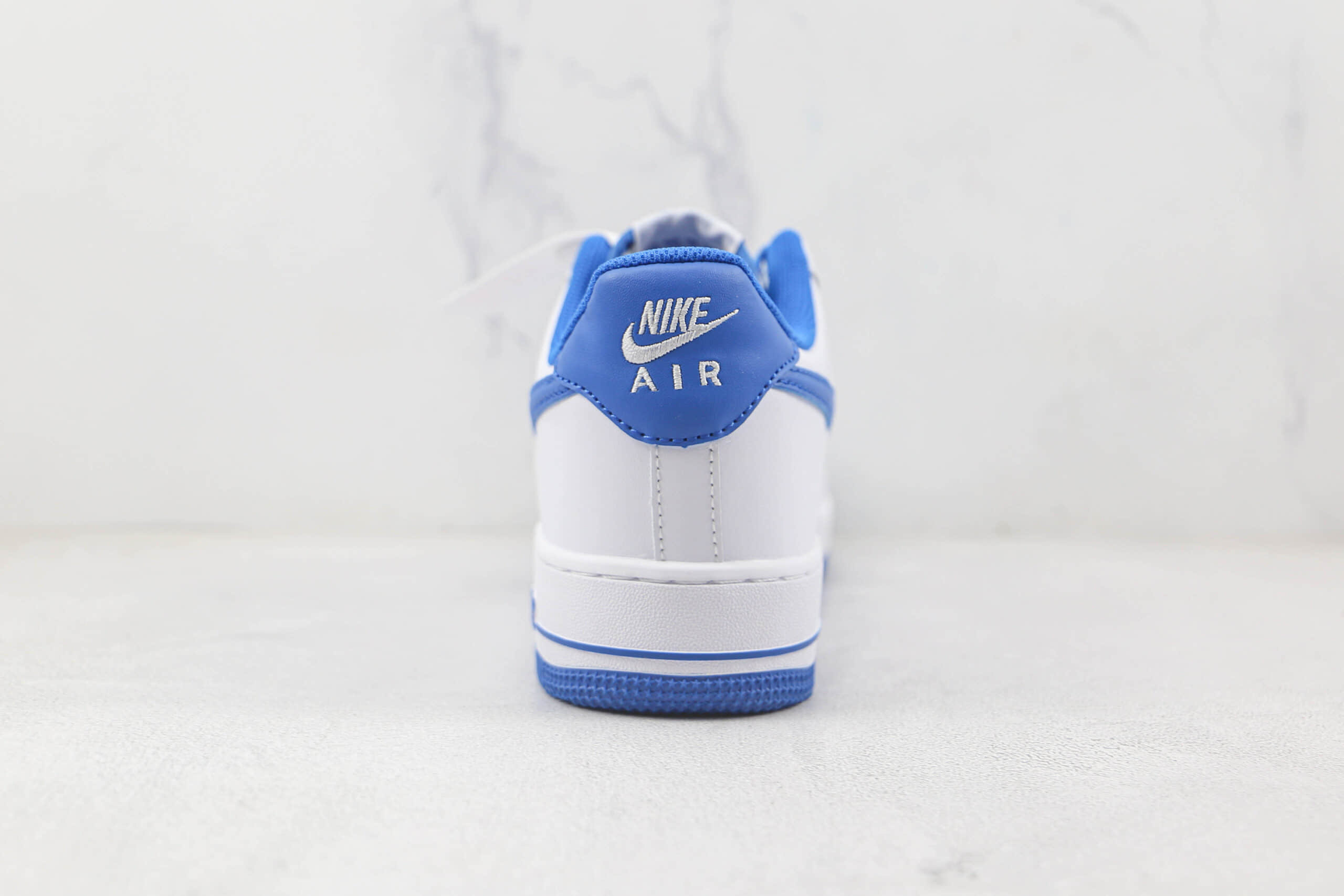 耐克Nike Air Force 1’07 Low纯原版本低帮空军一号白蓝色板鞋原楦头纸板打造 货号:DH7561-104