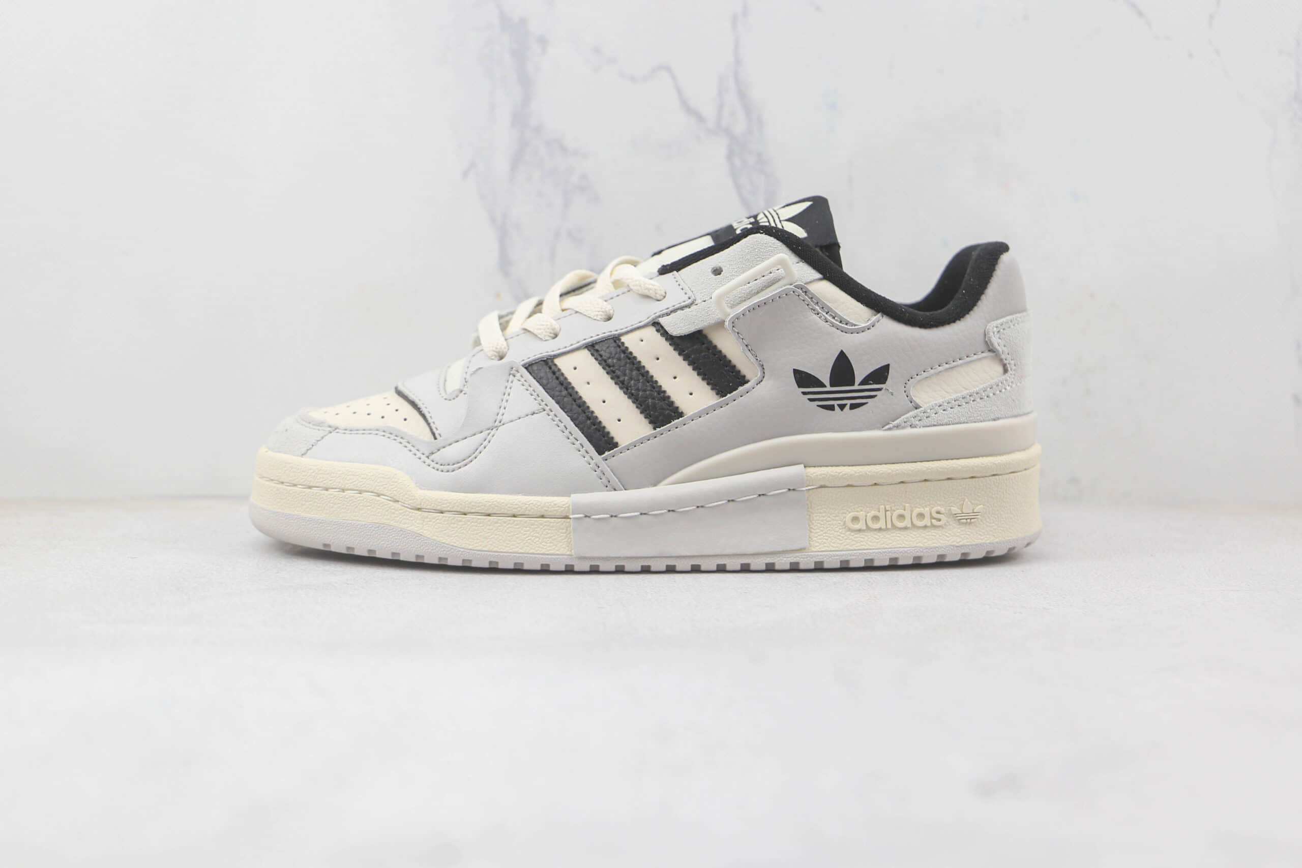 阿迪达斯Adidas originals Forum 84 low纯原版本低帮Forum84魔术贴复古板鞋原楦头纸板打造 货号:GX6284