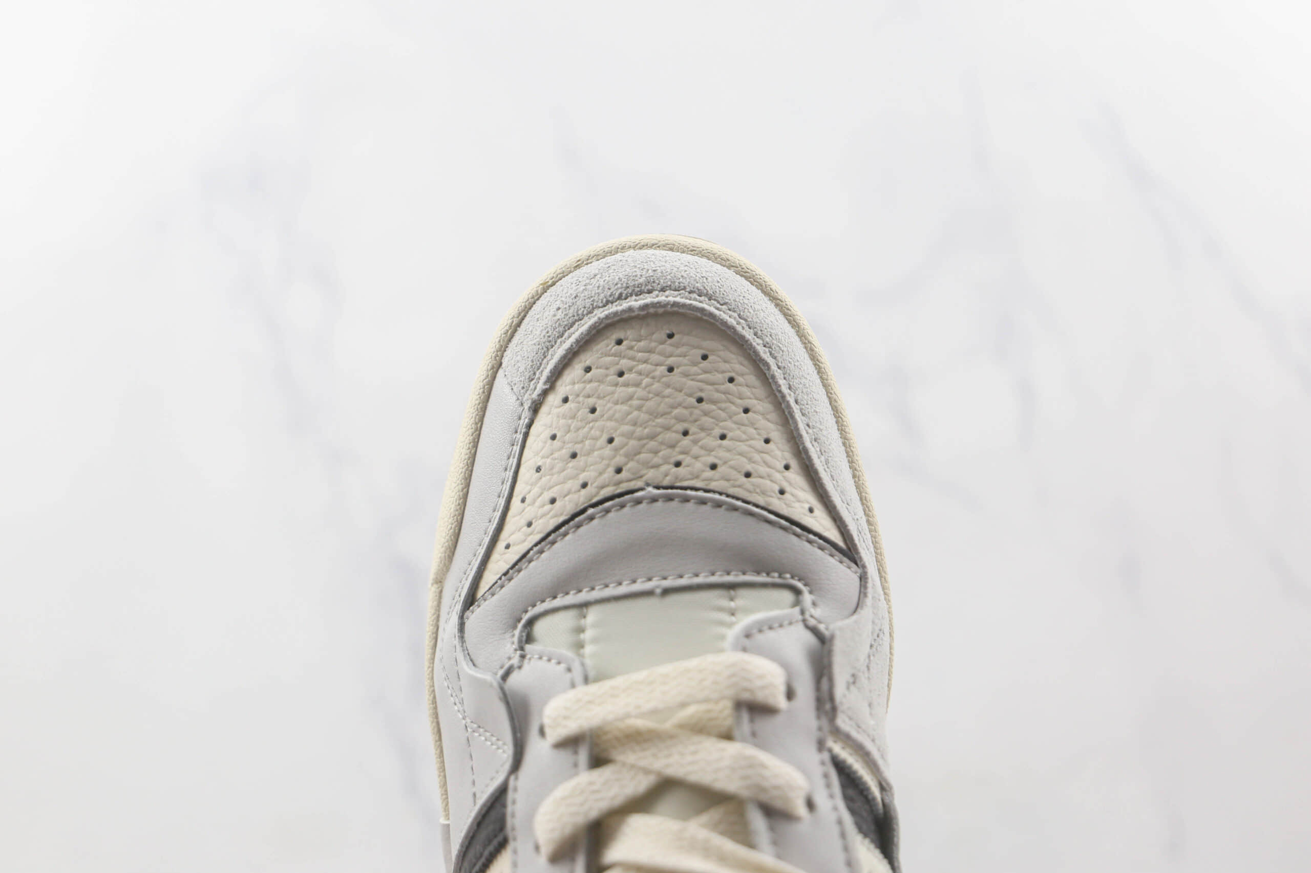 阿迪达斯Adidas originals Forum 84 low纯原版本低帮Forum84魔术贴复古板鞋原楦头纸板打造 货号:GX6284