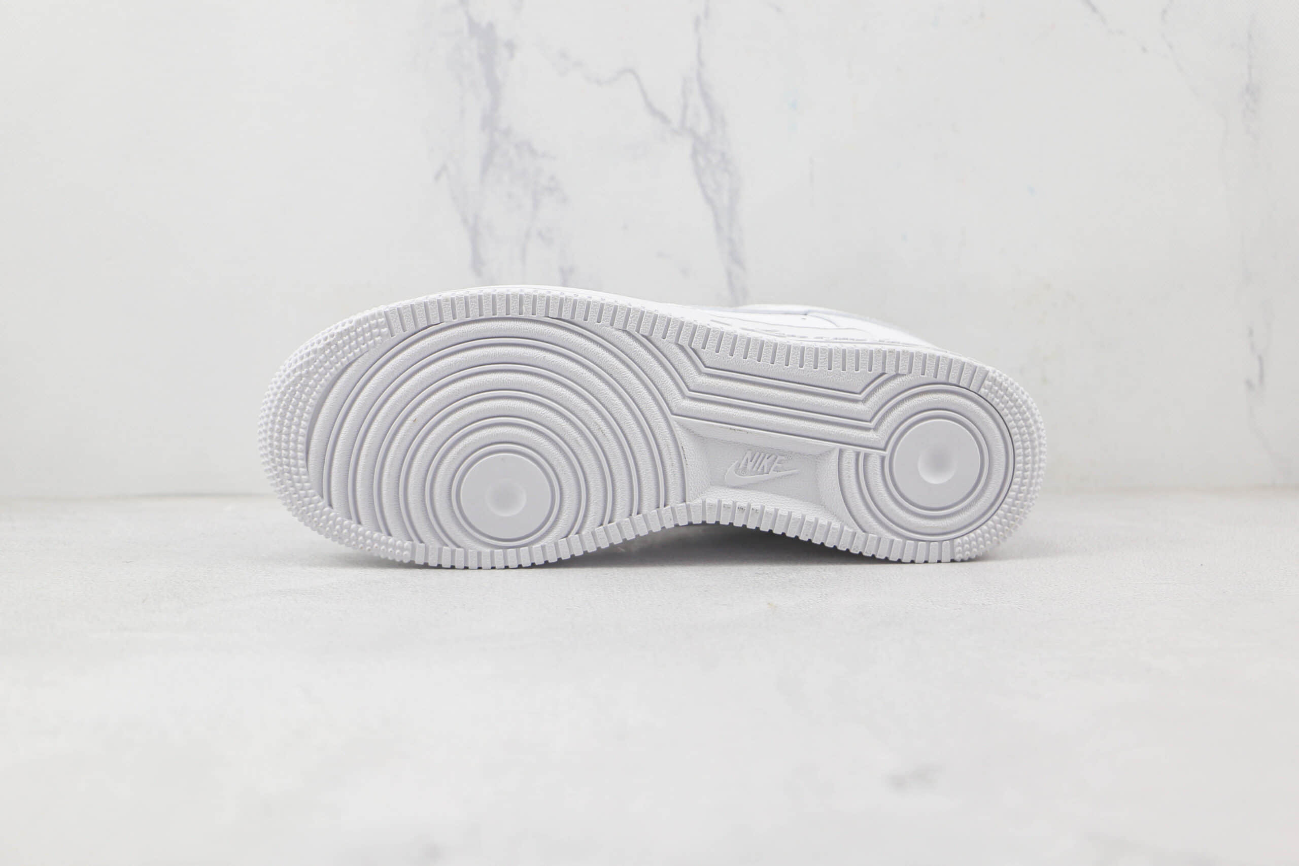 耐克Nike Air Force 1’07 Low纯原版本空军一号低帮AF1板鞋纯白字母印花原厂中底钢印 货号:CW2288-111