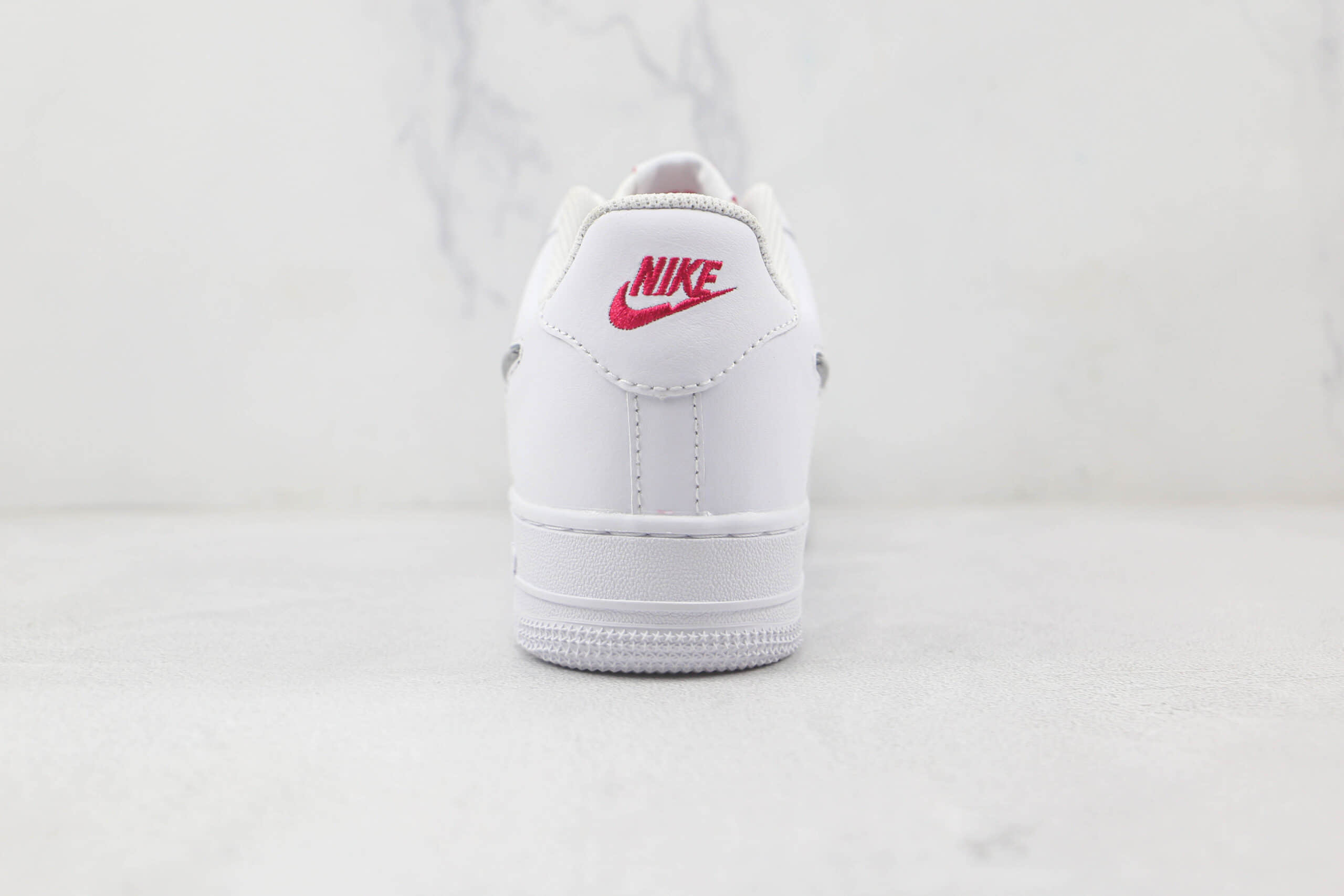 耐克Nike Air Force 1’07 Low纯原版本低帮AF1空军一号白色果冻钩原盒配件 货号:DC9651-100