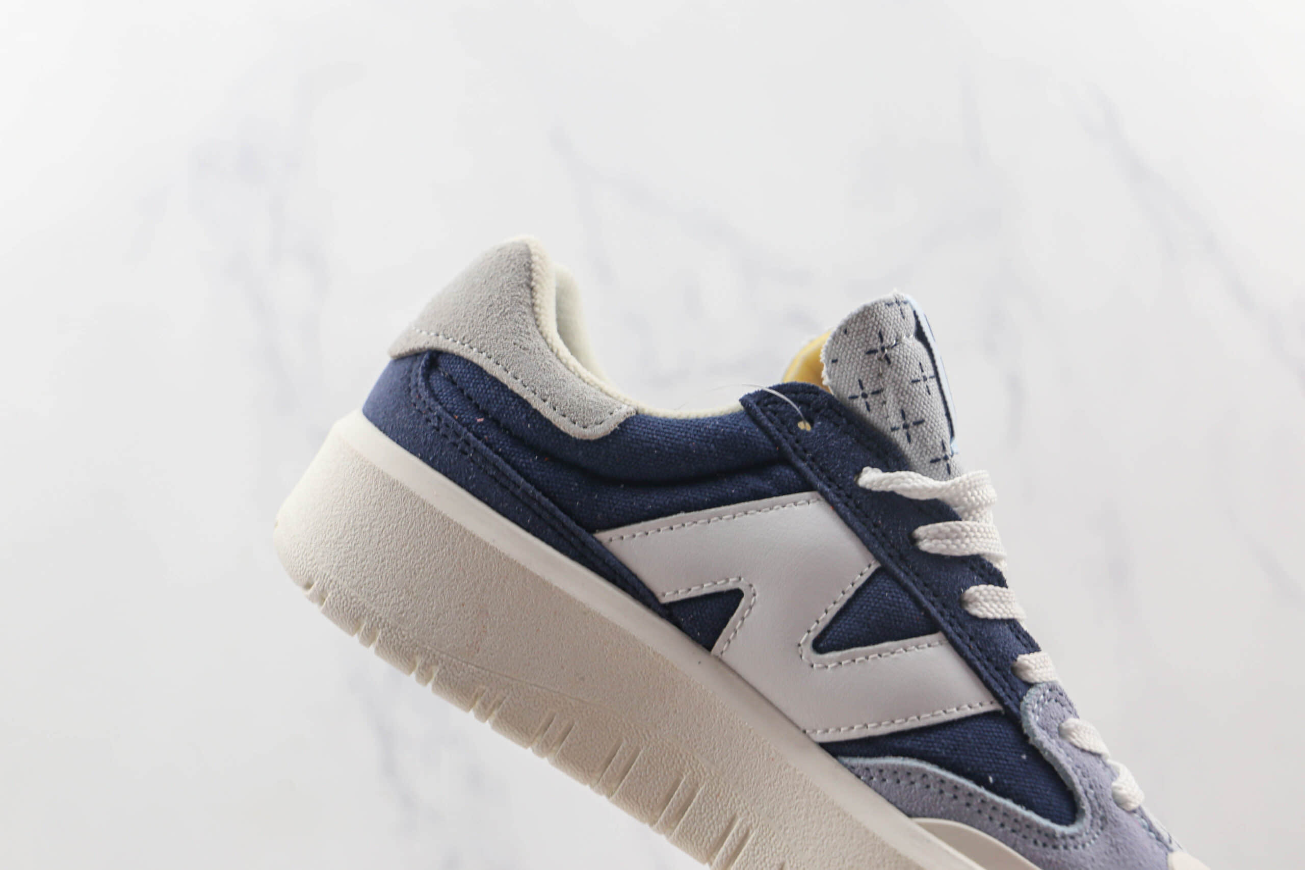 新百伦New Balance CT302纯原版本复古NB302白蓝板鞋原楦头纸板打造 货号:CT302MB