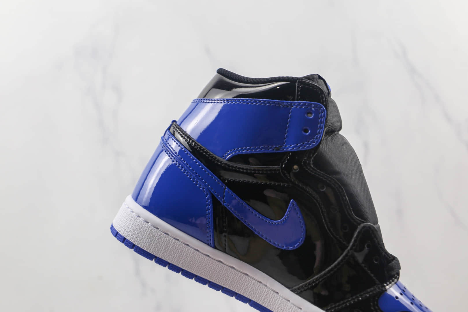 乔丹Air Jordan 1 high纯原版本高帮AJ1漆皮黑蓝脚趾小闪电篮球鞋原鞋开模 货号:555088-041