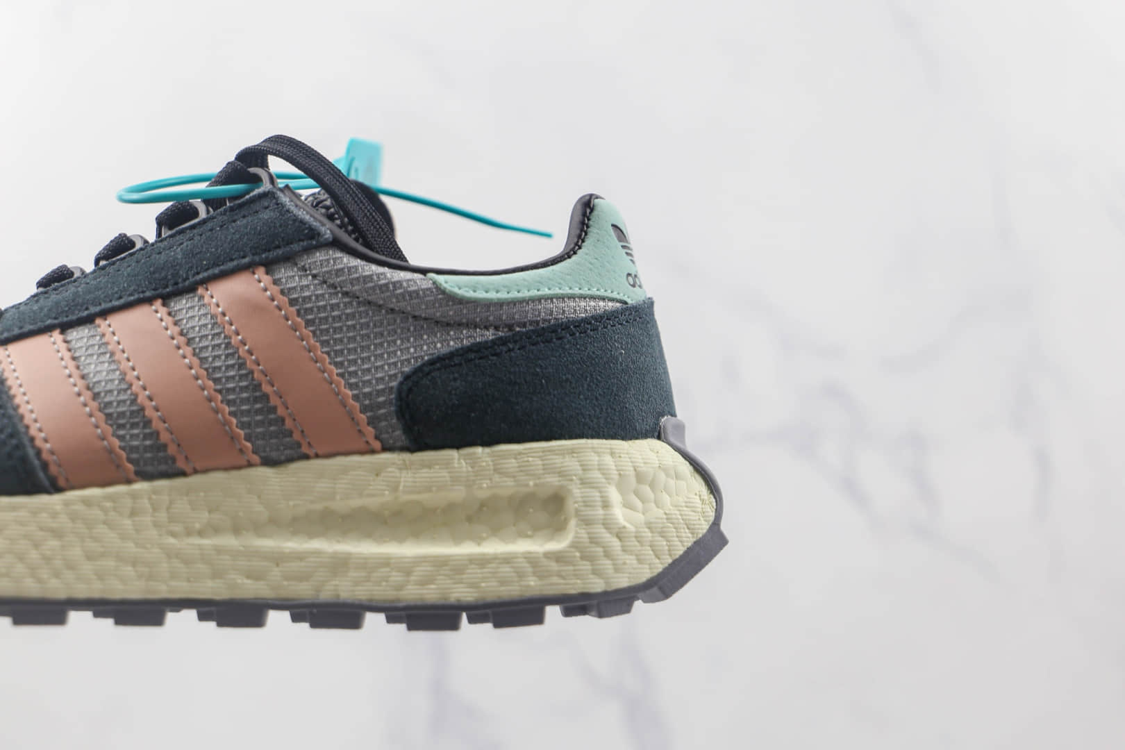 阿迪达斯ADIDAS RETROPY E5 BOOST纯原版本三叶草厚底爆米花跑鞋原楦头纸板打造 货号：GX2170