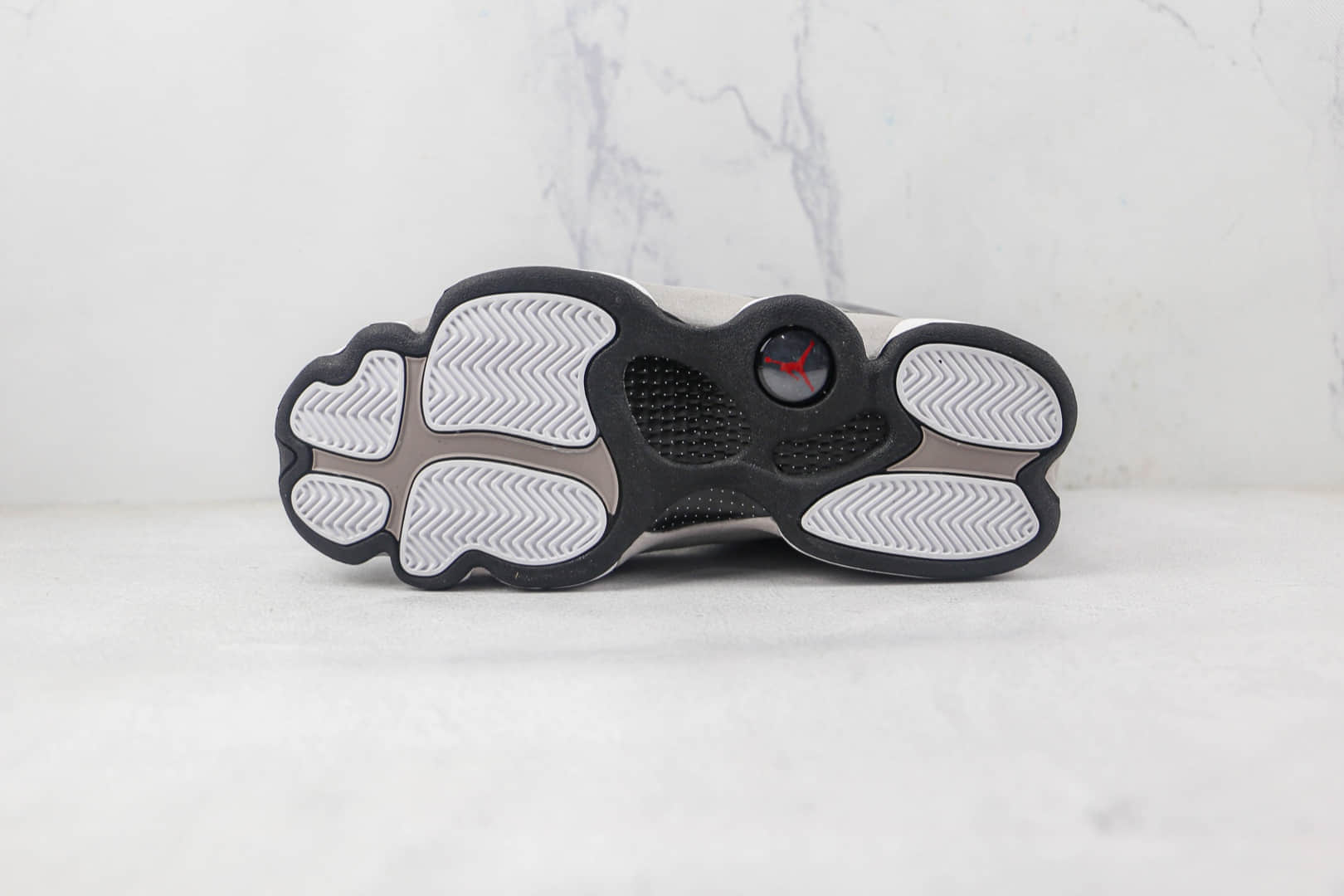 乔丹Air Jordan 13纯原版本雾霾灰白熊猫AJ13篮球鞋原楦头纸板打造 货号:414571-016