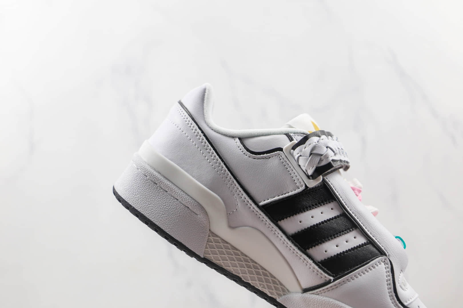 阿迪达斯Adidas originals Forum 84 low纯原版本白色Forum84魔术贴板鞋原楦头纸板打造 货号:FY5223