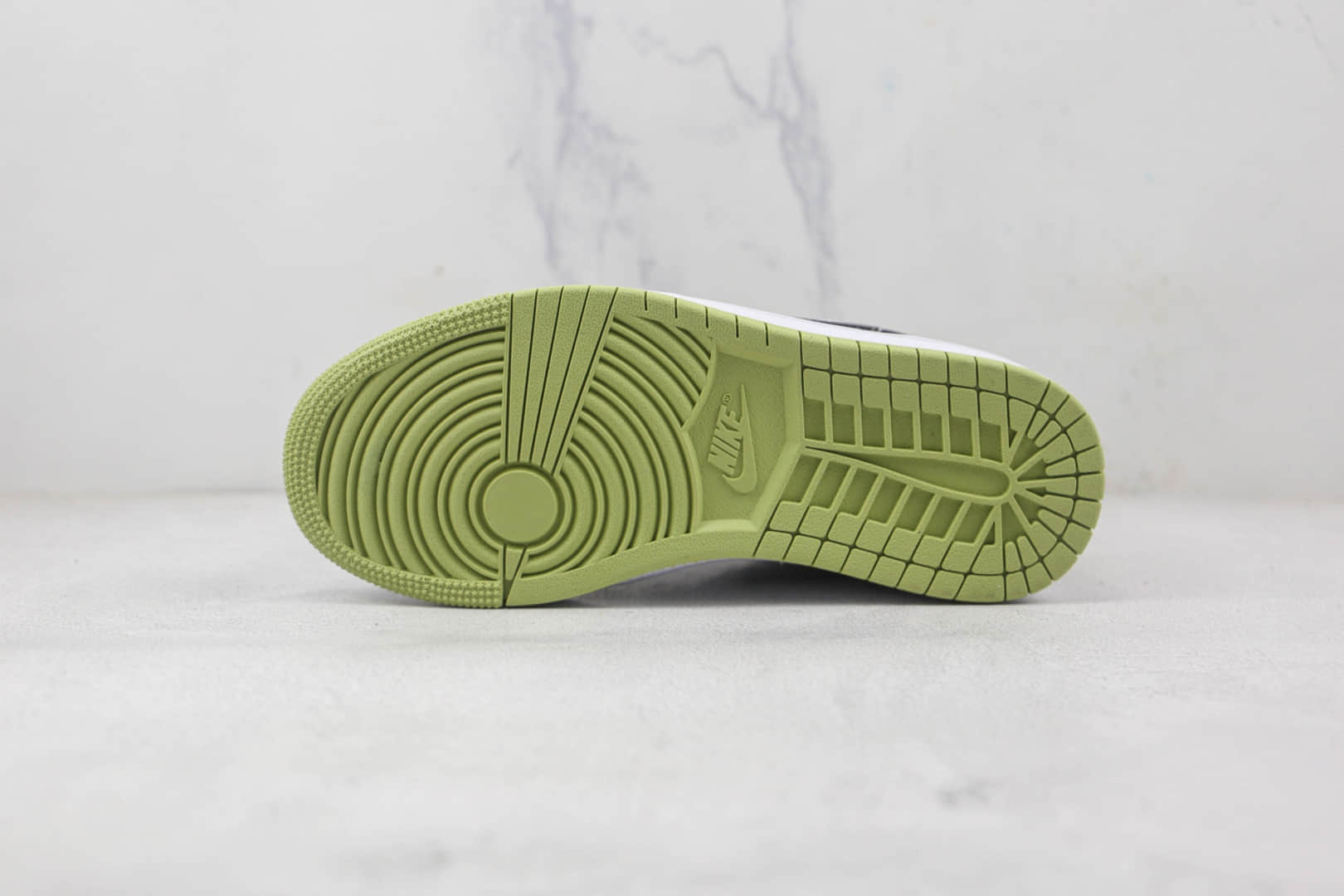 乔丹Air Jordan 1 Low Vivid Green Snakeskin纯原版本蛇纹黑绿脚趾低帮AJ1板鞋原鞋开模 货号:DX4446-301