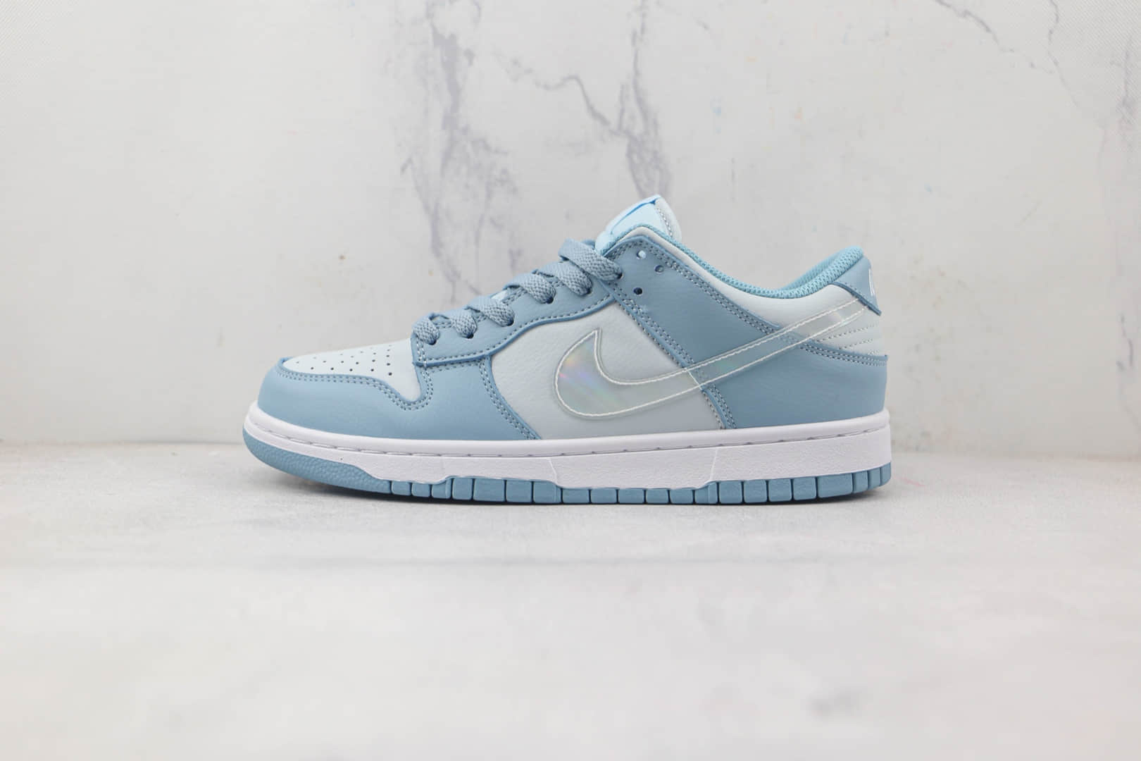 耐克Nike SB Dunk Low Pro纯原版本低帮SB DUNK蓝色透明勾板鞋内置气垫 货号：DH9765-401