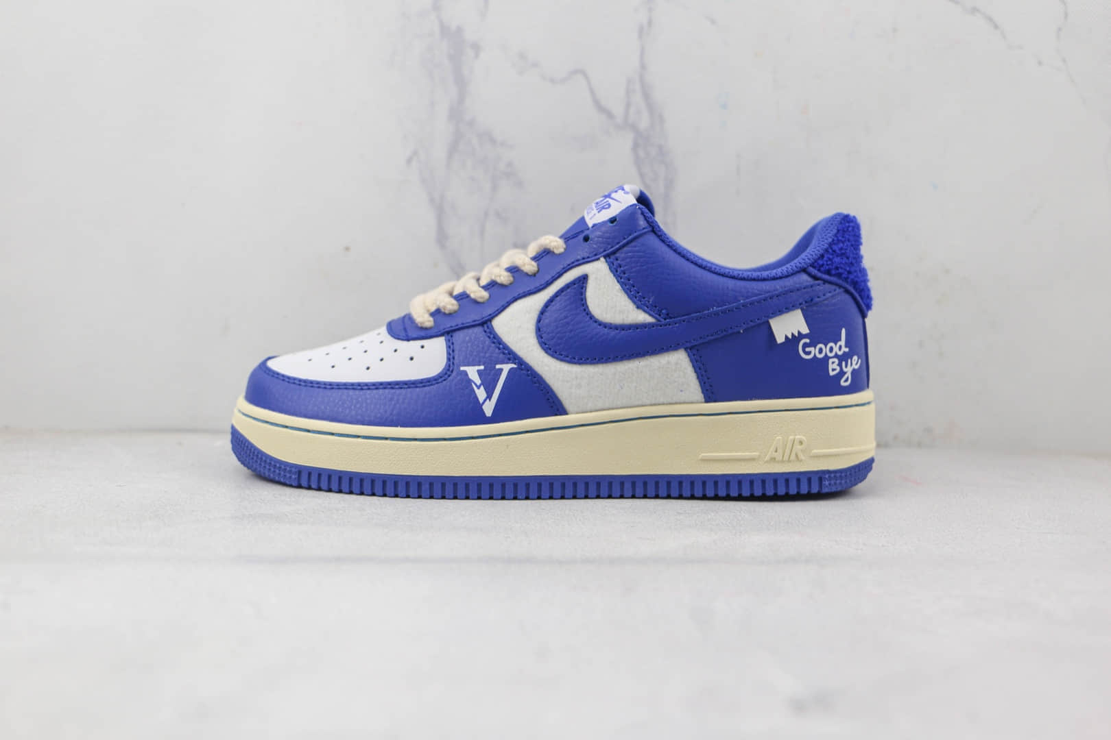 耐克Nike Air Force 1’07 Low纯原版本低帮空军一号Good Bye印花蓝色板鞋原楦头纸板打造 货号:DO5220-165