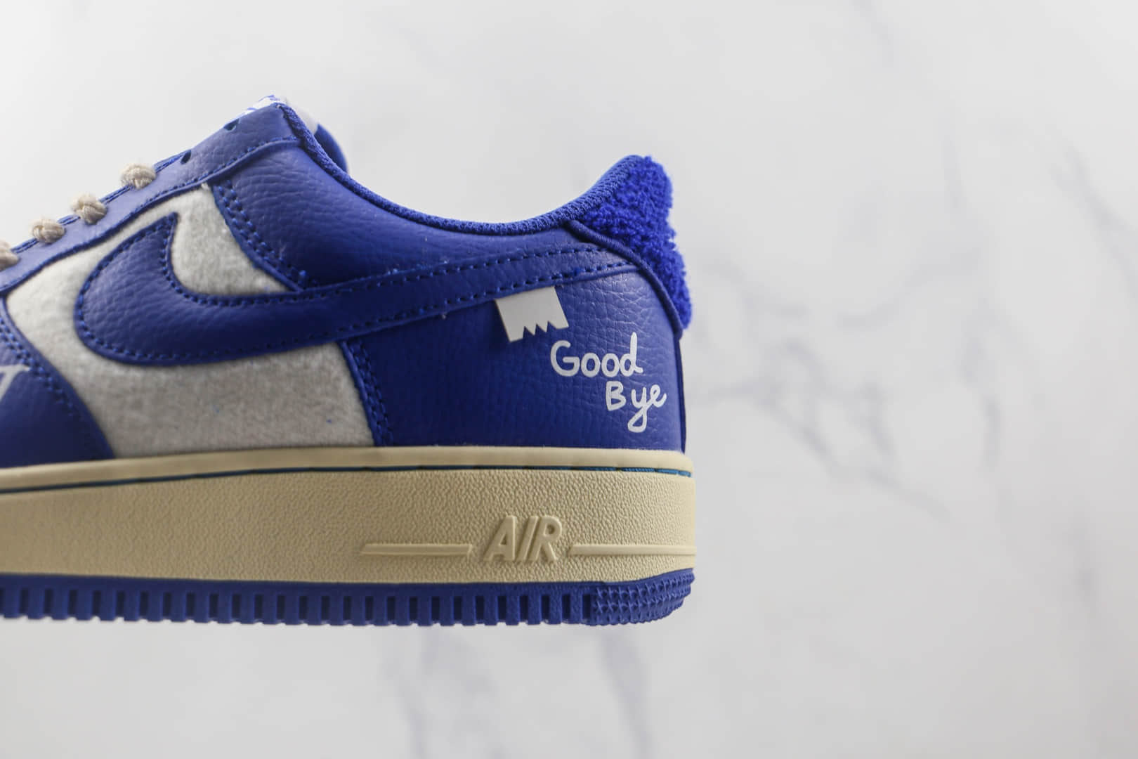 耐克Nike Air Force 1’07 Low纯原版本低帮空军一号Good Bye印花蓝色板鞋原楦头纸板打造 货号:DO5220-165