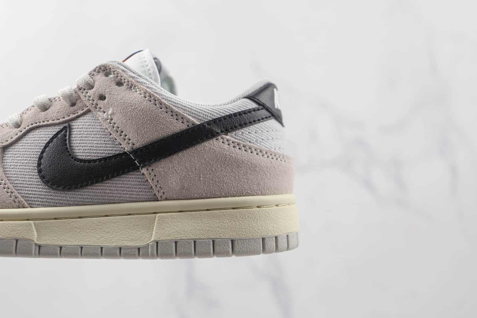 耐克Nike Dunk Low纯原版本白灰黑勾低帮SB DUNK板鞋原档案数据开发 货号:DO9776-001