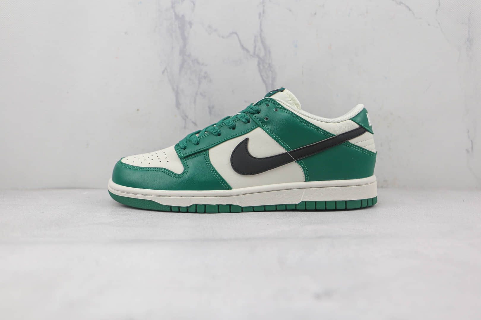 耐克Nike SB Dunk Low纯原版本低帮SB DUNK白绿黑钩板鞋原档案数据开发 货号:DR9654-100