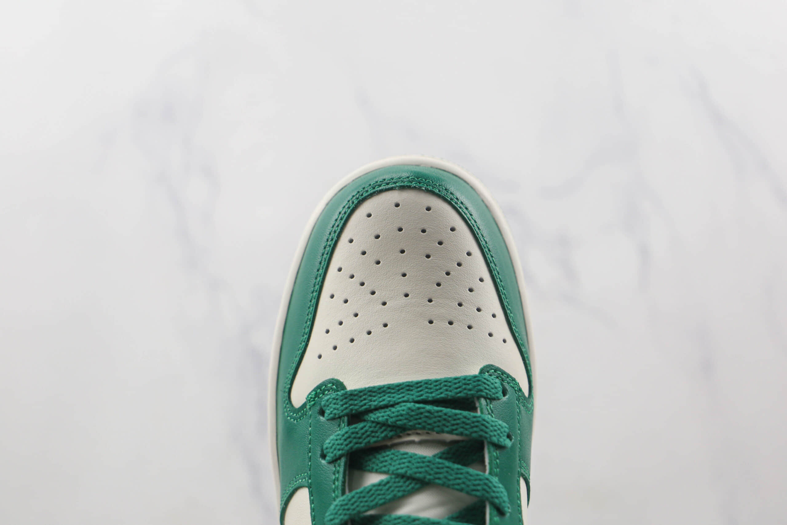 耐克Nike SB Dunk Low纯原版本低帮SB DUNK白绿黑钩板鞋原档案数据开发 货号:DR9654-100