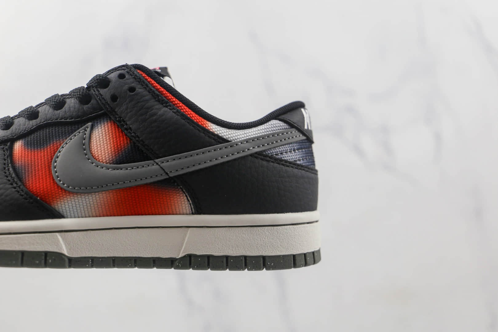 耐克Nike SB Zoom Dunk Low Graffti纯原版本低帮SB DUNK黑橙色板鞋原楦头纸板打造 货号:DM0108-001