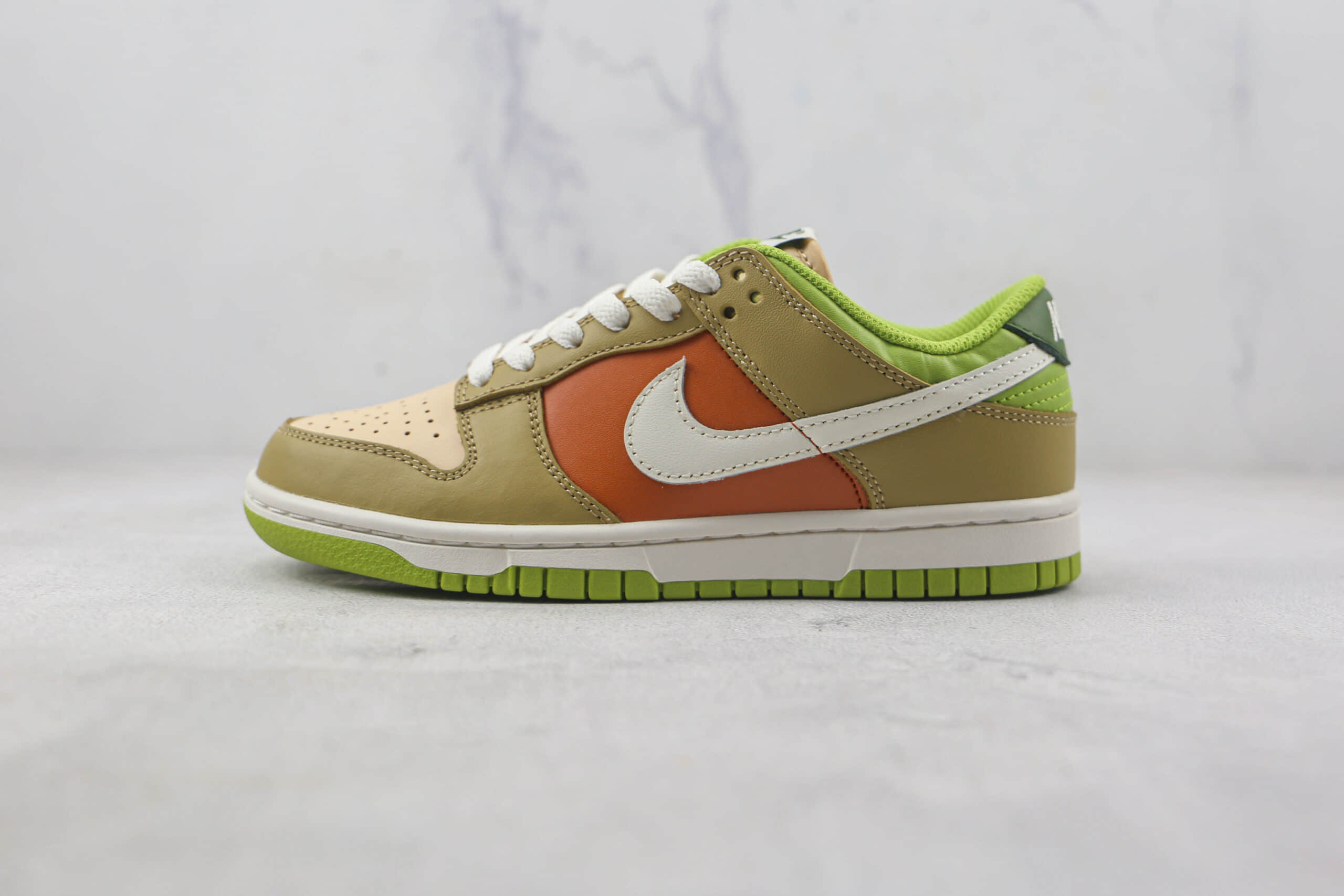 耐克Nike SB Zoom Dunk Low莆田天花板DUNK彩色拼接板鞋原楦头纸板打造原盒原标 货号:DV9108-711
