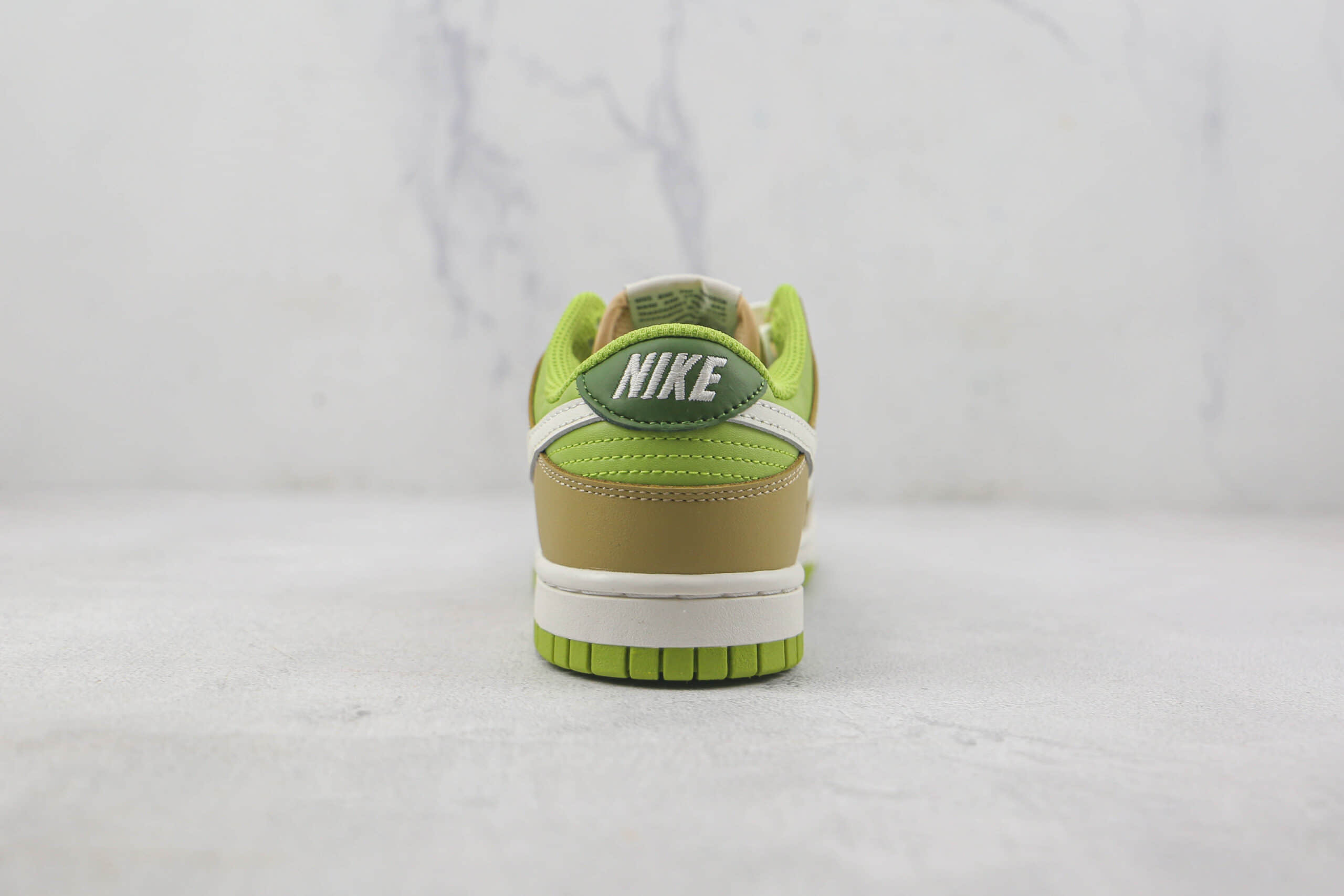 耐克Nike SB Zoom Dunk Low莆田天花板DUNK彩色拼接板鞋原楦头纸板打造原盒原标 货号:DV9108-711