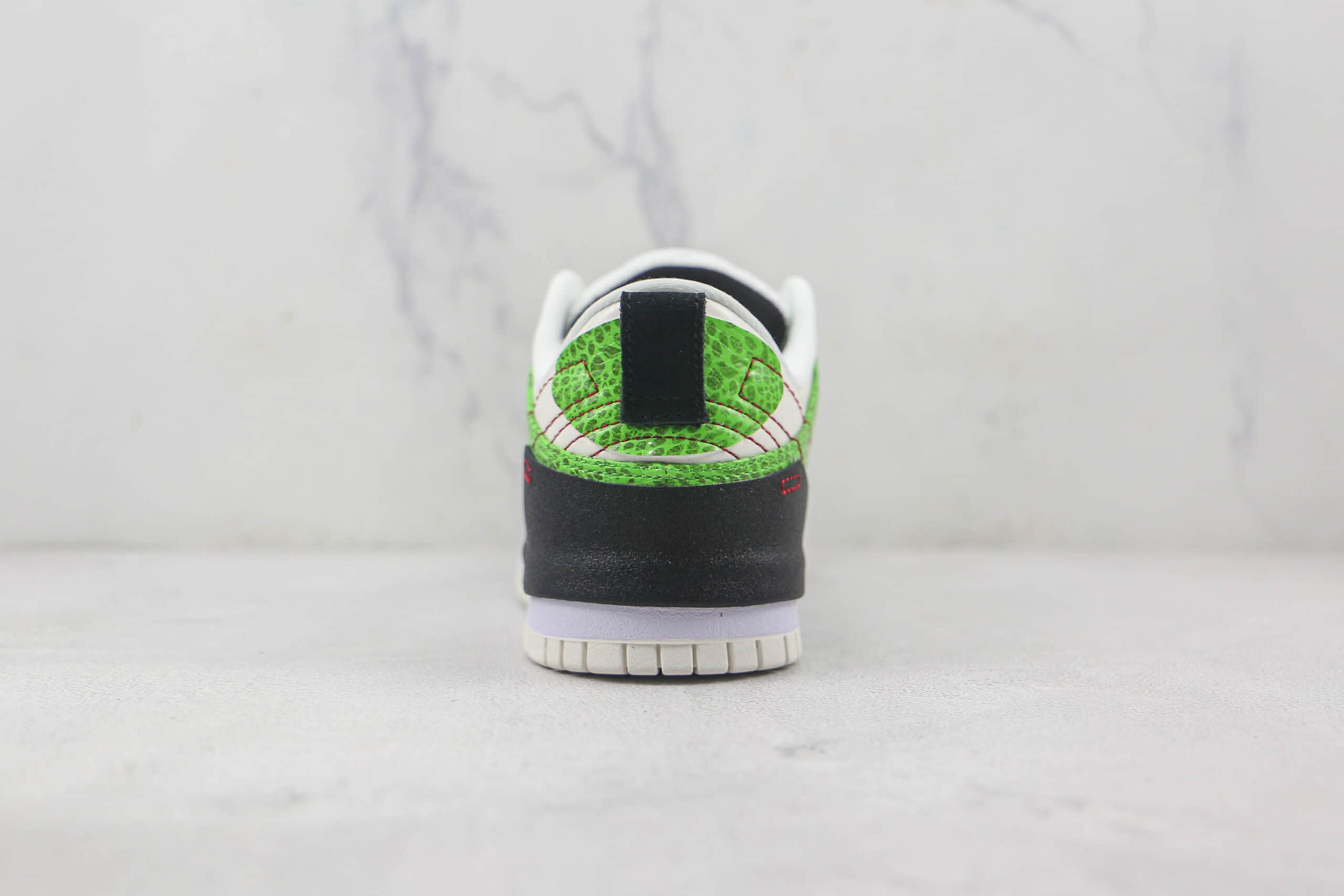 耐克Nike Dunk Low Disrupt 2莆田纯原复刻天花板DUNK Disrupt 2系列黑绿蛇纹板鞋原盒原标 货号：DV1491-101