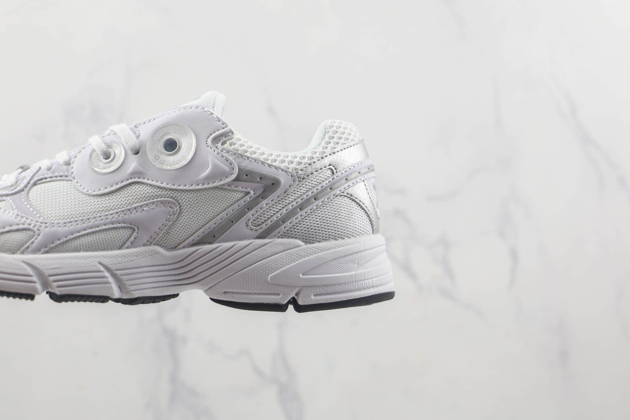 阿迪达斯adidas original Astir天花板纯原版本三叶草Astir纯白色复古跑鞋原楦头纸板打造 货号:GY5565