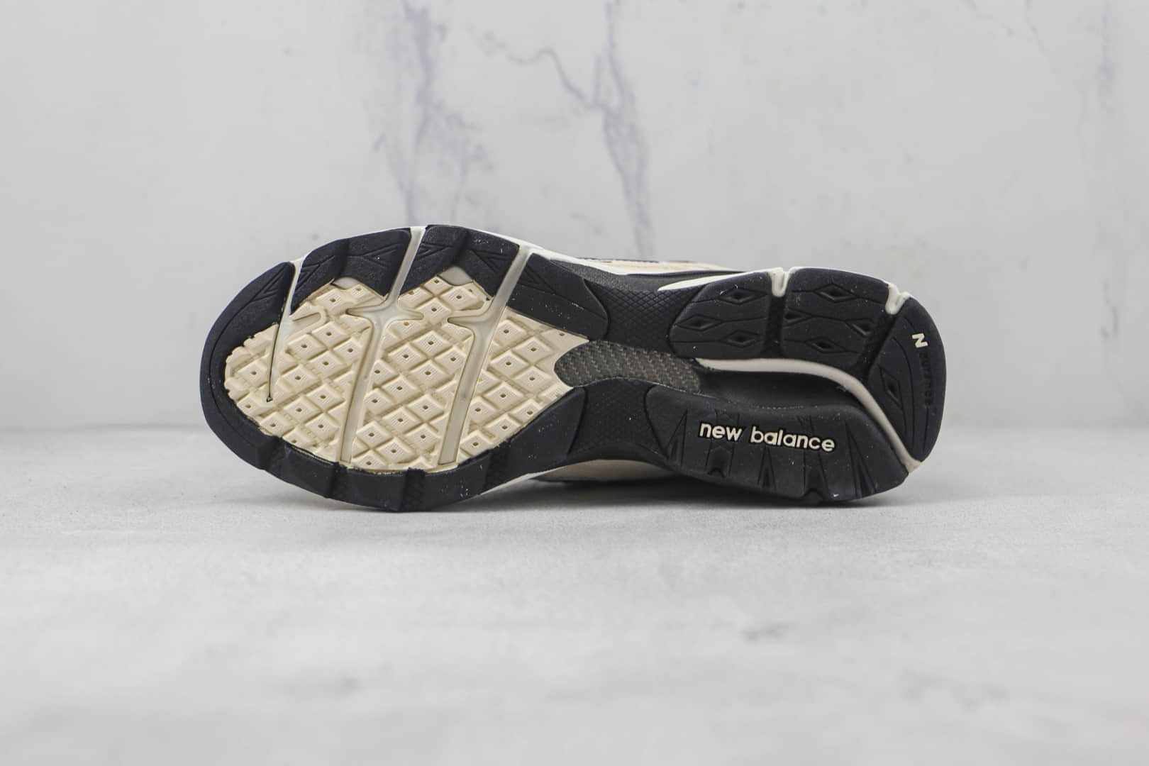 新百伦New Balance 990V4天花板纯原版本NB990V4碳板复古跑步鞋原档案数据开发 货号:M990AD3