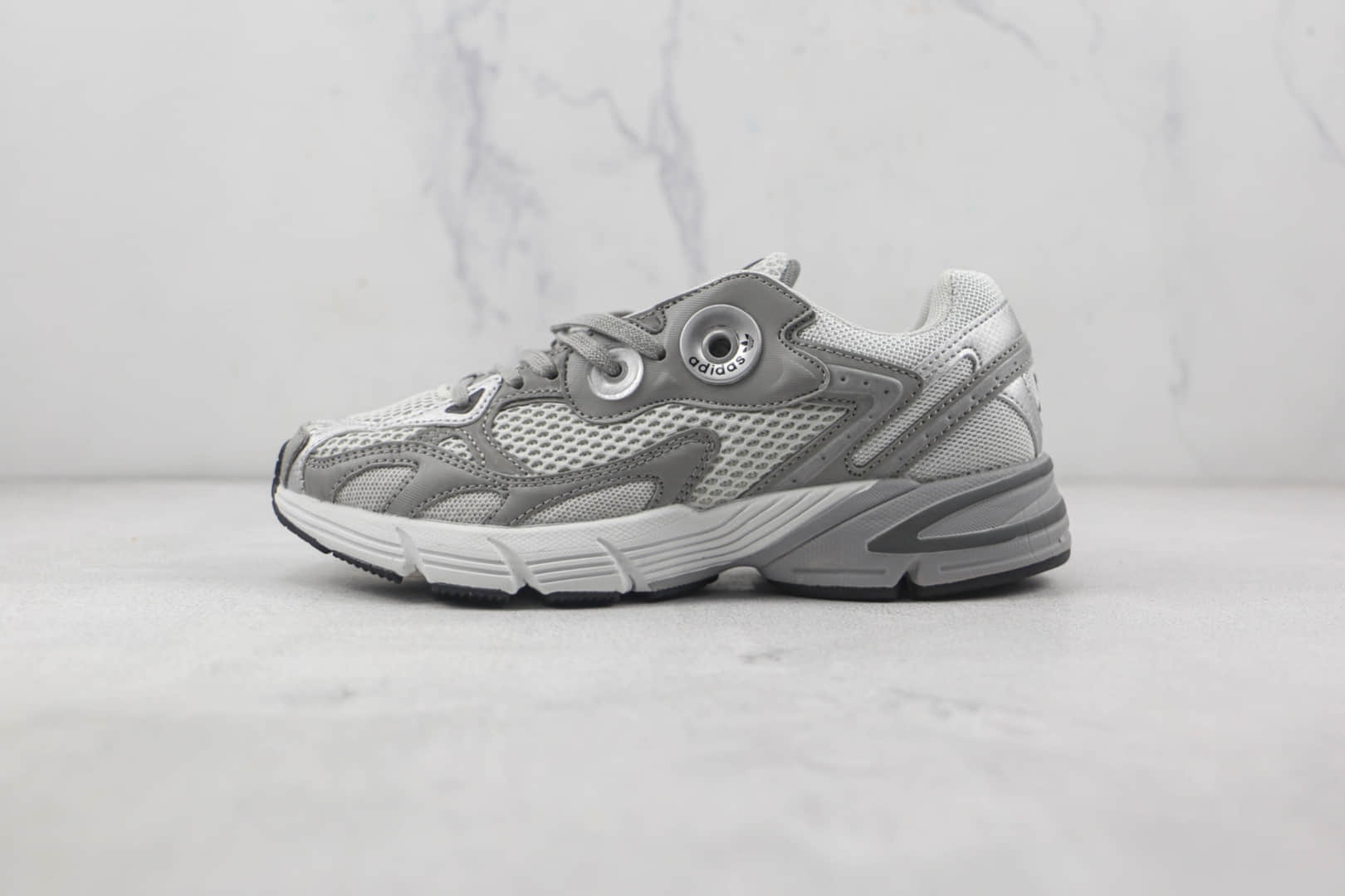 阿迪达斯adidas original Astir莆田纯原复刻天花板三叶草astir灰银色复古慢跑鞋原盒原标 货号:GZ3569