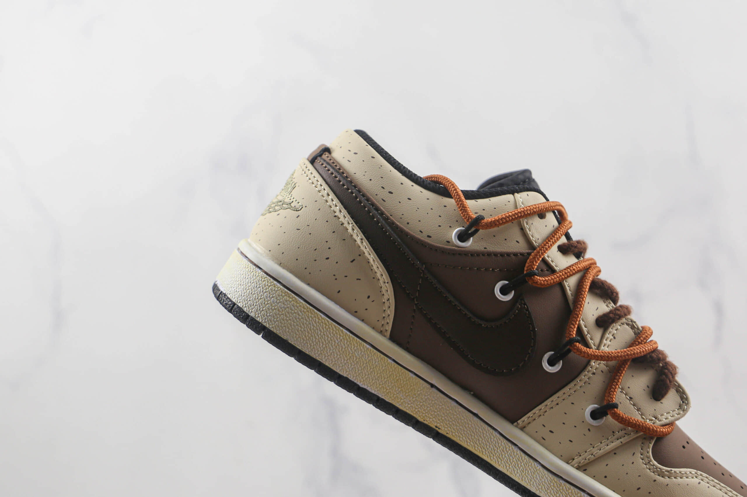 乔丹Air Jordan 1 Low莆田纯原复刻天花板AJ1米棕色抽绳款板鞋原楦头纸板打造 货号:DH9765-300