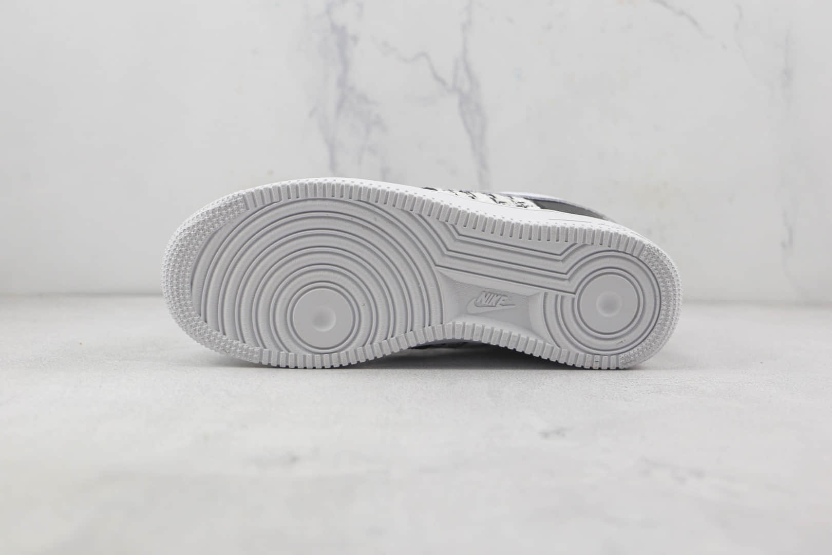 耐克Nike Air Force 1 Fontanka纯原复刻低帮空军一号针织爱心黑白色板鞋原鞋开模 货号:CZ0270-001