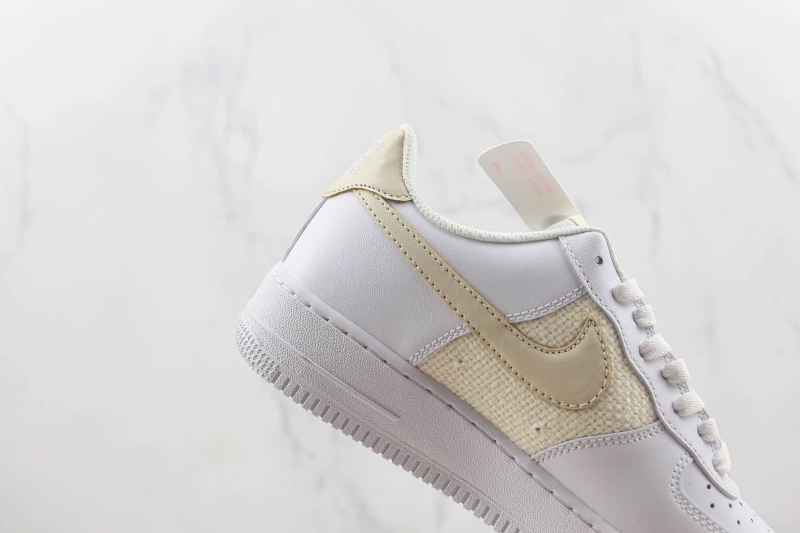 耐克Nike Air Force 1 07 Low莆田纯原复刻低帮空军一号白面黄钩板鞋内置气垫 货号:DJ9945-100
