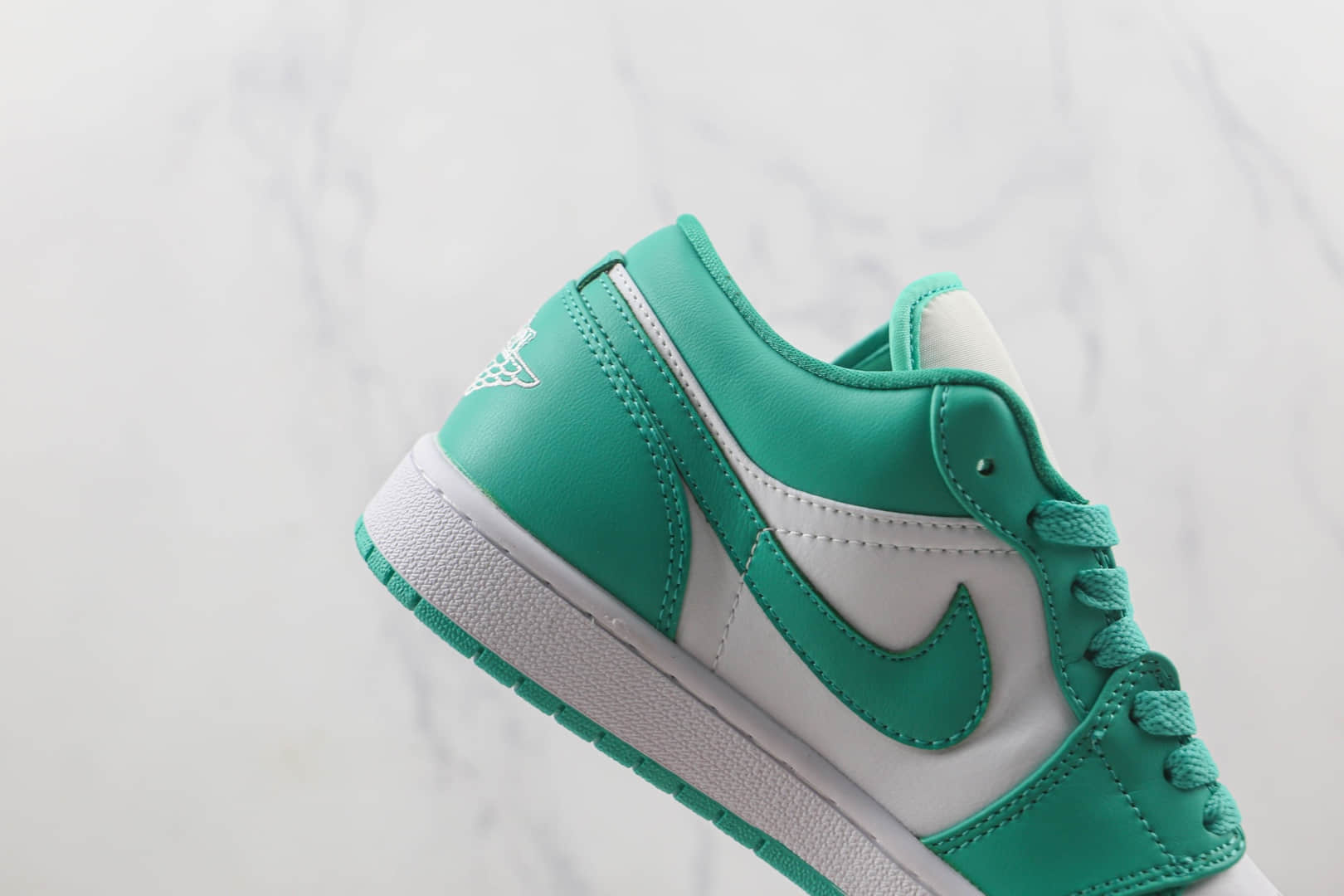乔丹Air Jordan 1 Low天花板版本低帮AJ1白绿薄荷板鞋原楦头纸板打造 货号：DC0774-132