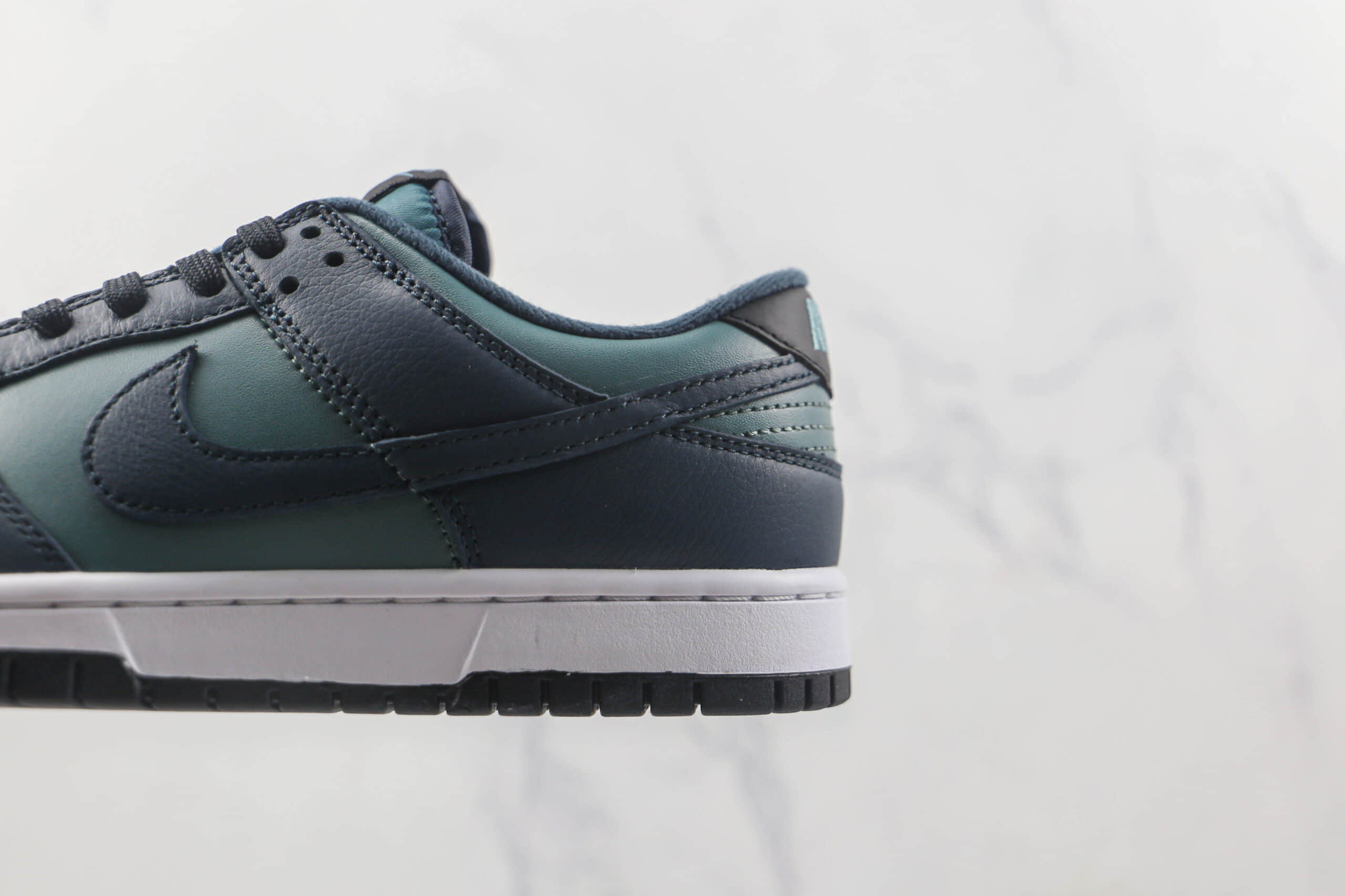 耐克Nike SB Dunk Low天花板版本低帮SB DUNK暗夜绿配色板鞋内置气垫原楦头纸板打造 货号:DR9705-300