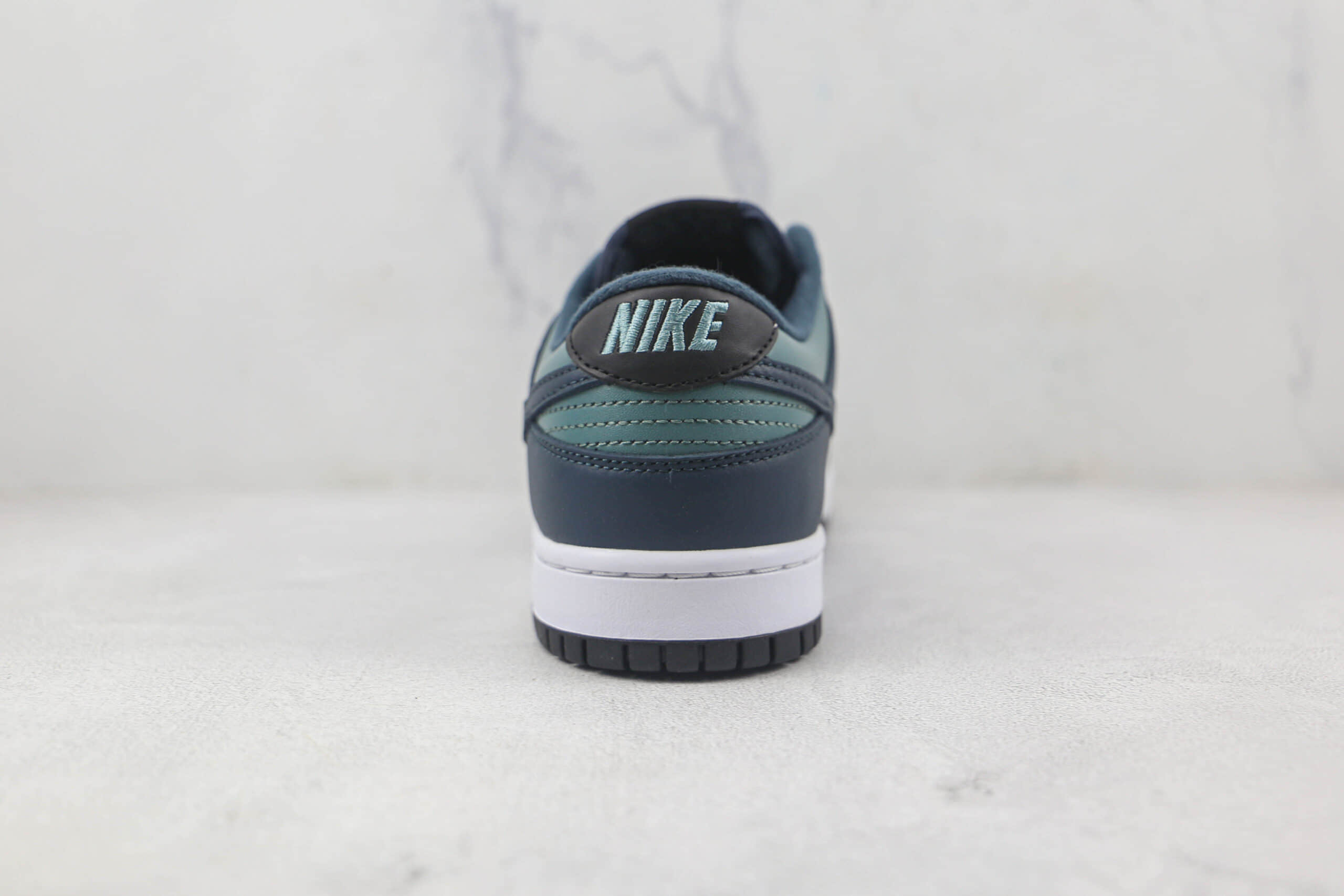 耐克Nike SB Dunk Low天花板版本低帮SB DUNK暗夜绿配色板鞋内置气垫原楦头纸板打造 货号:DR9705-300