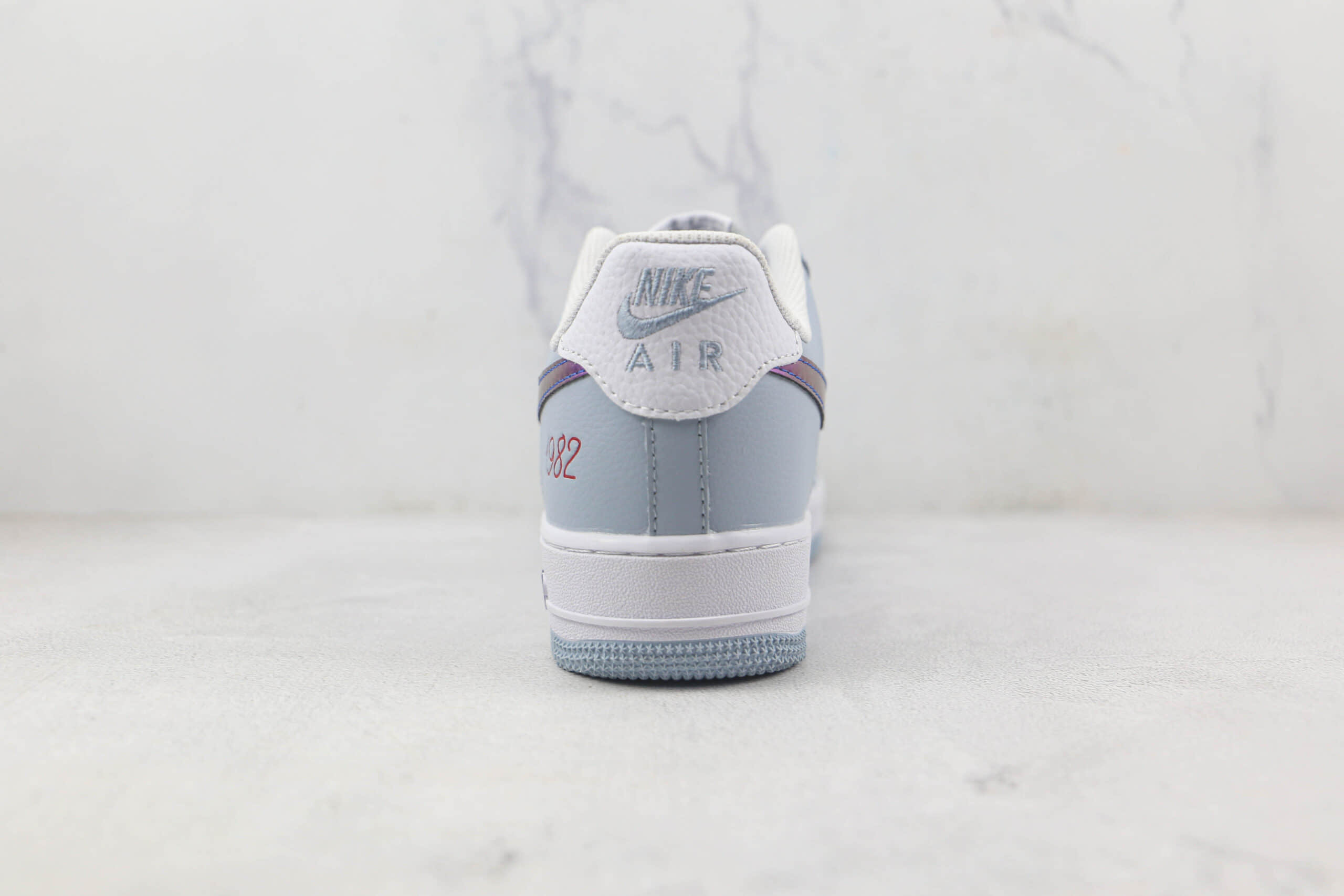 耐克Nike Air Force 1’07 Low莆田纯原复刻版本低帮空军一号白蓝反光板鞋原楦头纸板打造 货号:CW1888-609