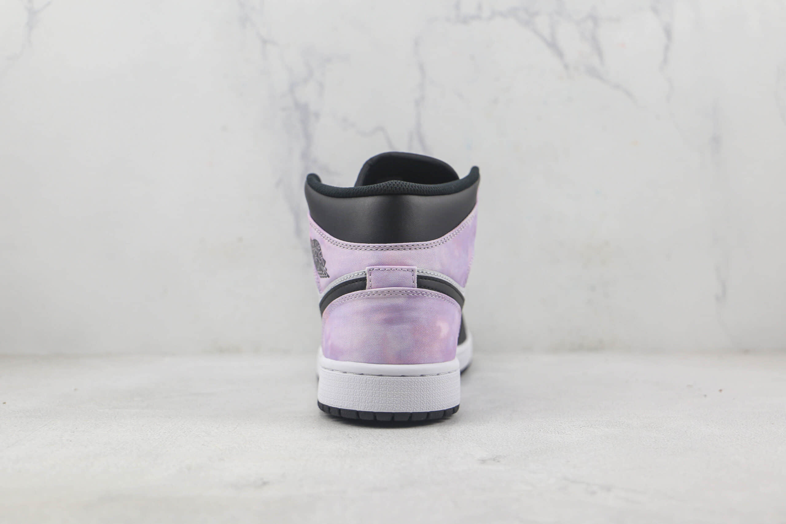 乔丹Air Jordan 1 Mid White Tan Navy天花板纯原版本中帮AJ1白黑皮粉扎染配色板鞋原楦头纸板打造 货号:DM1200-001