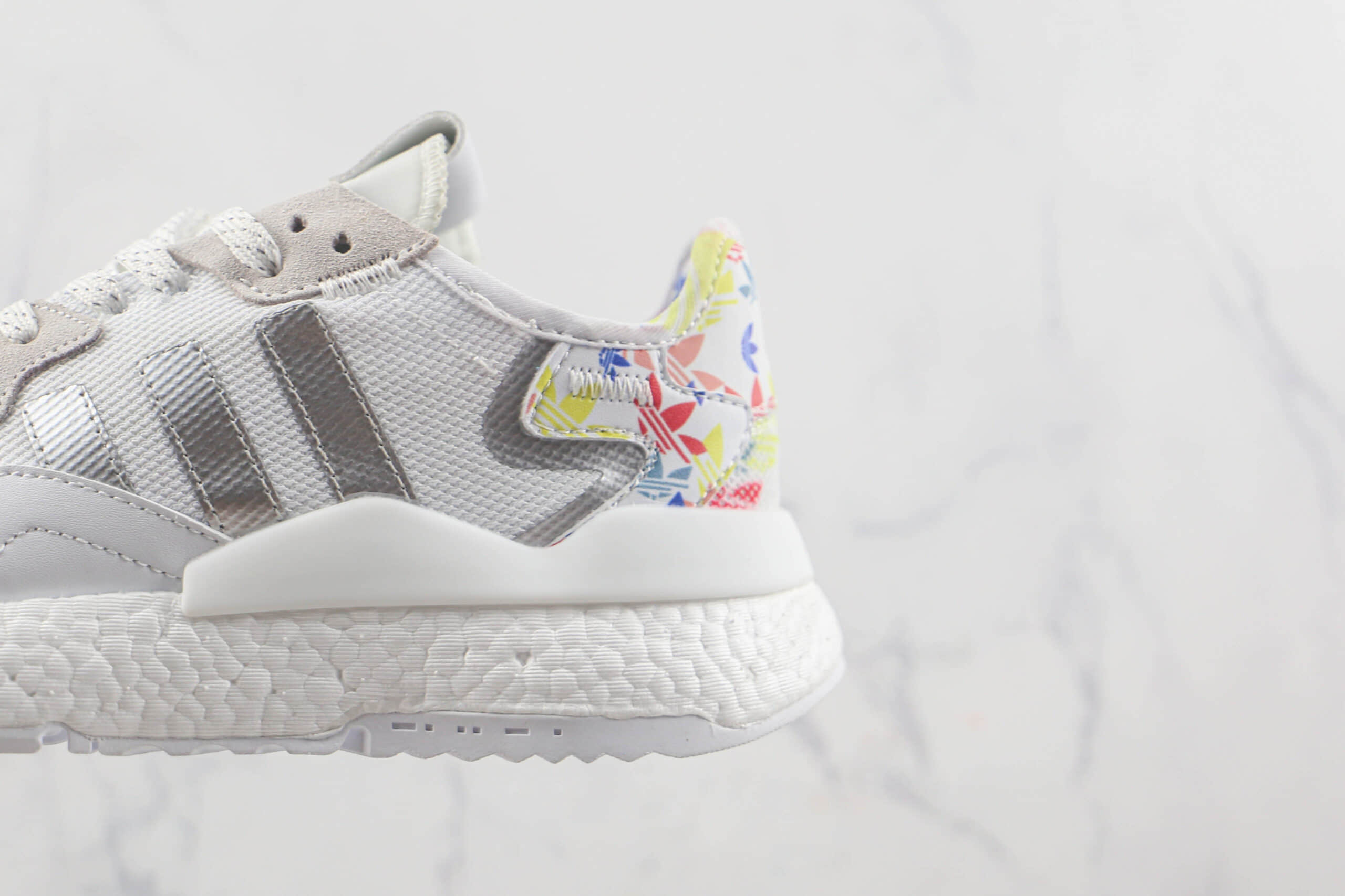 阿迪达斯Adidas Nite Jogger 2021 Boost莆田纯原复刻版本三叶草夜行者一代白银色爆米花跑鞋原楦头纸板打造 货号：FW6712