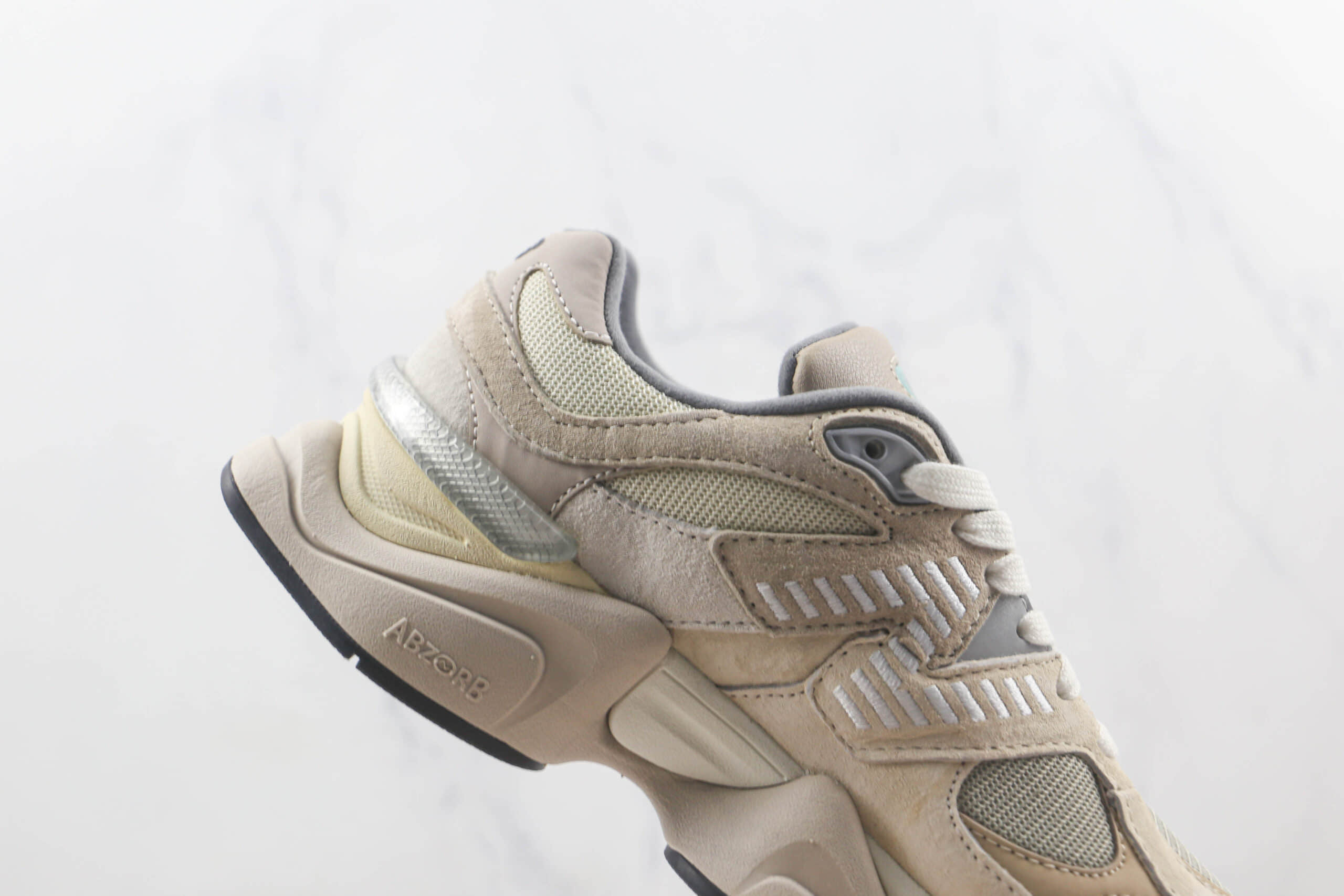 新百伦New Balance 9060 Inside Voices x JF Joe Freshgoods联名款莆田纯原复刻版本NB9060复古灰粉色老爹风跑步鞋原盒原标 货号:U9060MAC