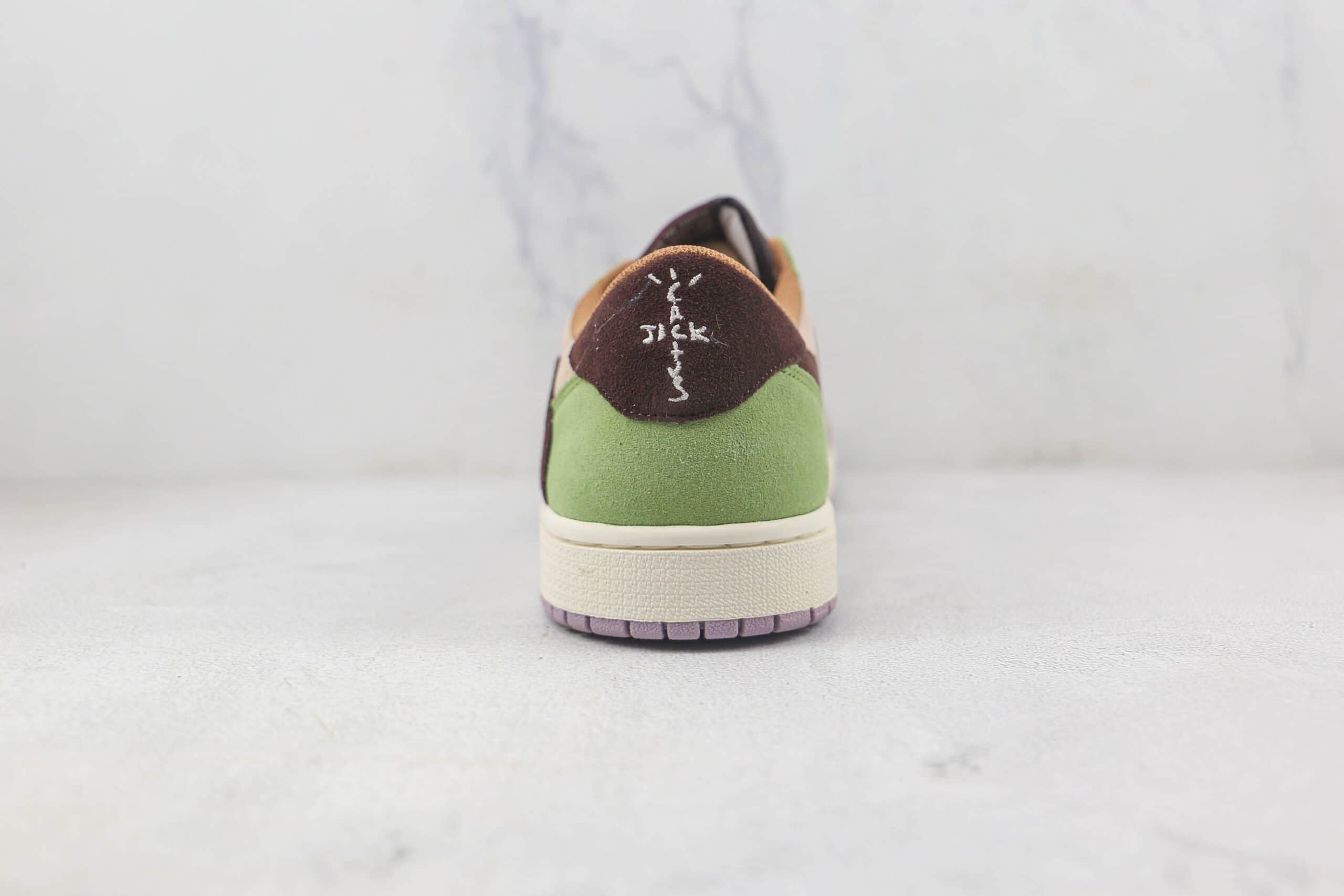 乔丹Air Jordan 1 Low莆田纯原复刻版本低帮AJ1倒钩灰褐绿拼接板鞋原鞋开模 货号:CQ4277-110