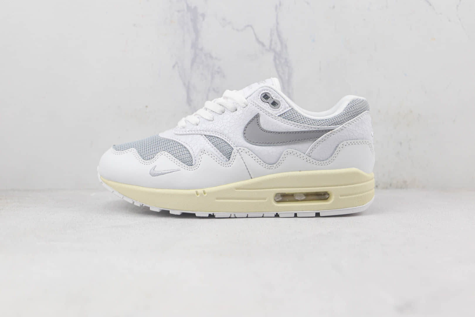 耐克Patta x Nike Air Max 1 “Monarch”联名款莆田纯原复刻版本Max1白色波浪纹复古气垫跑鞋原档案数据开发 货号：DQ0299-100