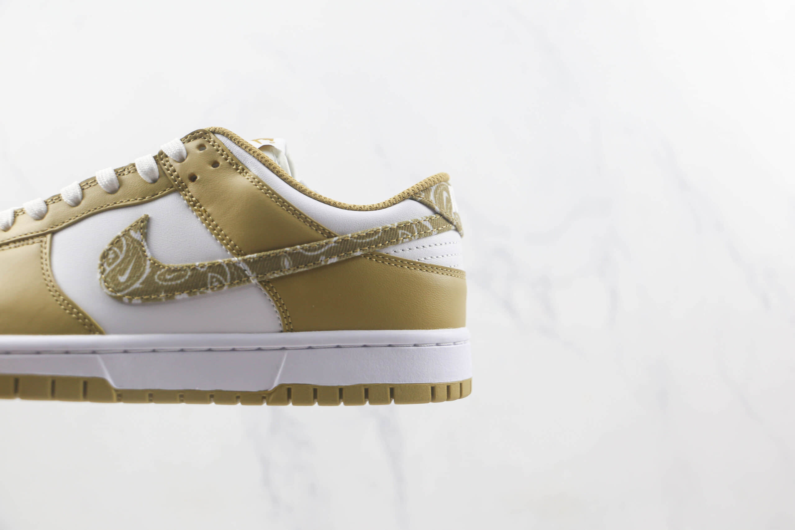 耐克Nike SB Dunk Low Yellow Paisley莆田天花板低帮SB DUNK黄色佩斯利腰果花解构板鞋内置气垫原盒原标 货号：DH4401-104