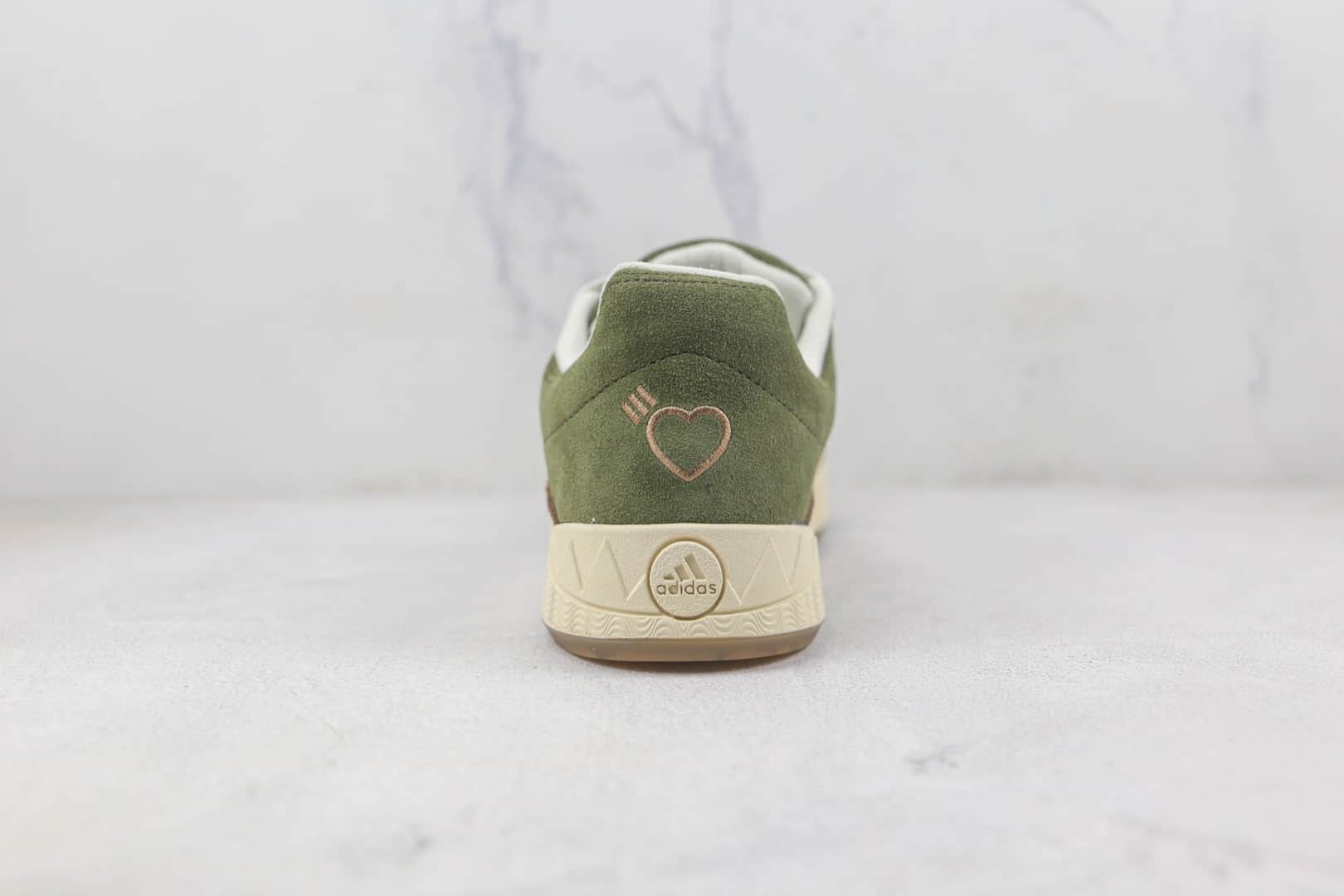 阿迪达斯Adidas ADIMATIC莆田纯原复刻版本ADIMATIC系列绿棕色板鞋原档案数据开发原盒原标 货号:HP9914