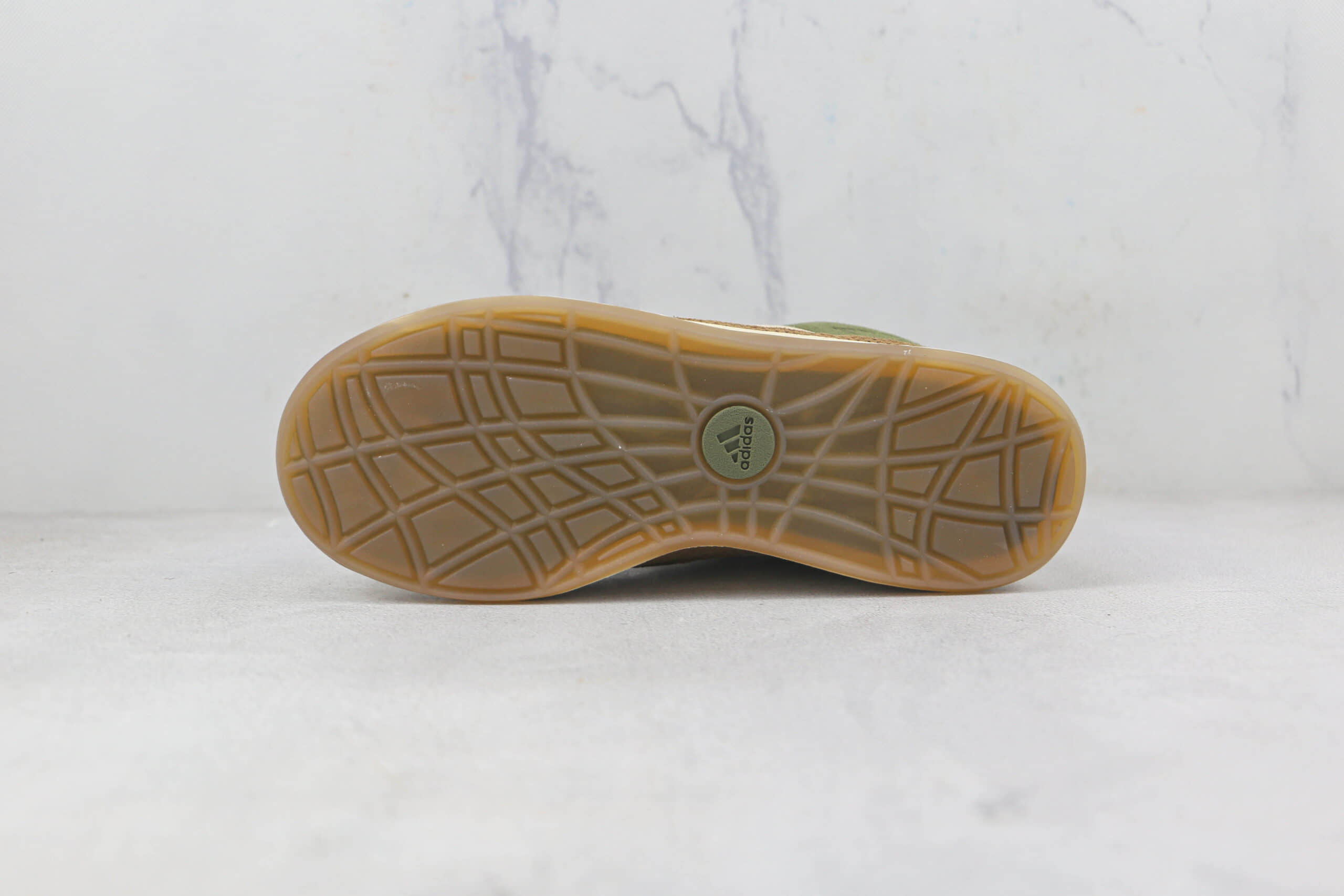 阿迪达斯Adidas ADIMATIC莆田纯原复刻版本ADIMATIC系列绿棕色板鞋原档案数据开发原盒原标 货号:HP9914