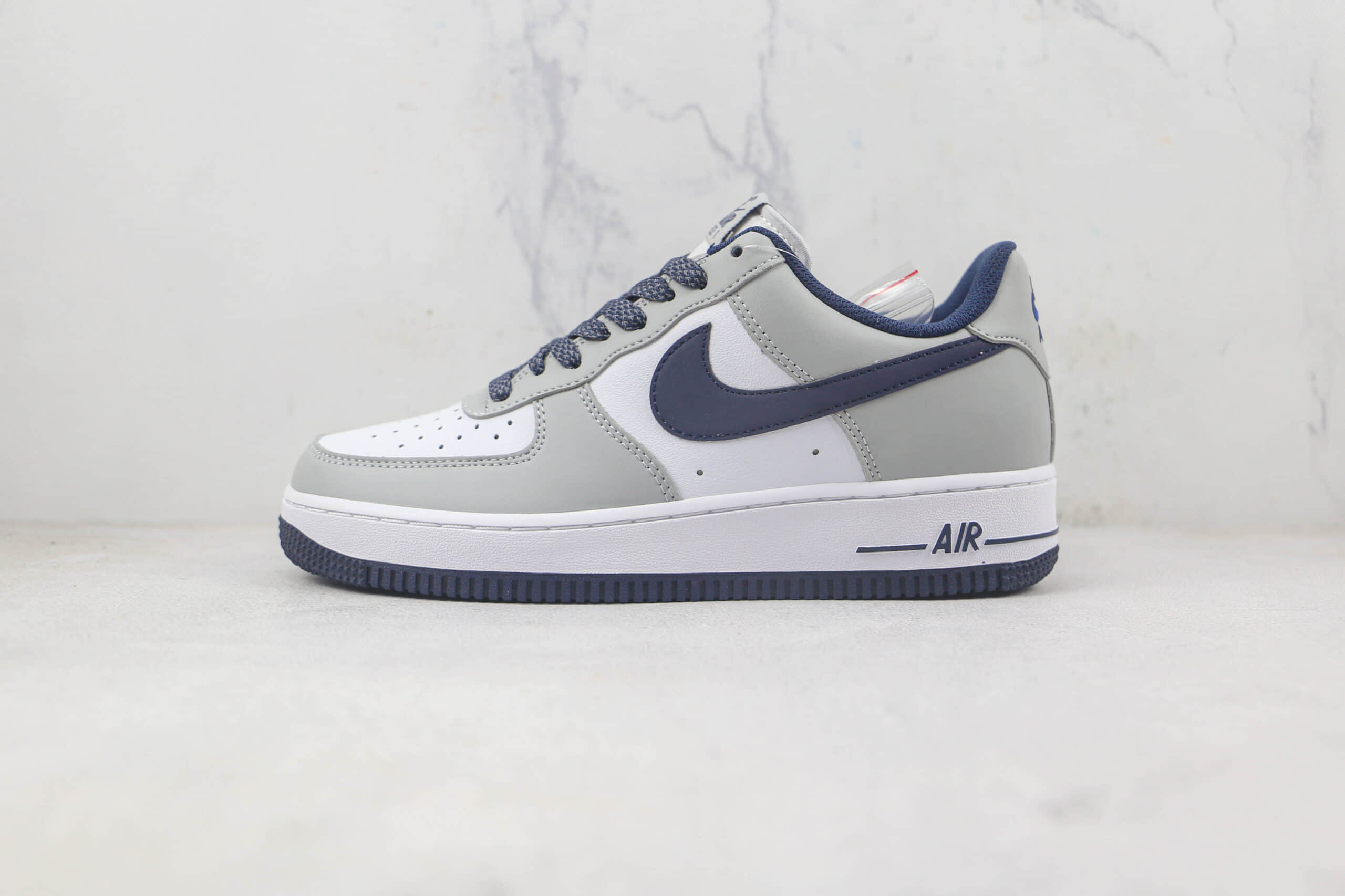 耐克Nike Air Force1莆田纯原复刻版本低帮空军一号灰白色板鞋内置气垫原盒原标 货号:KU5696-002