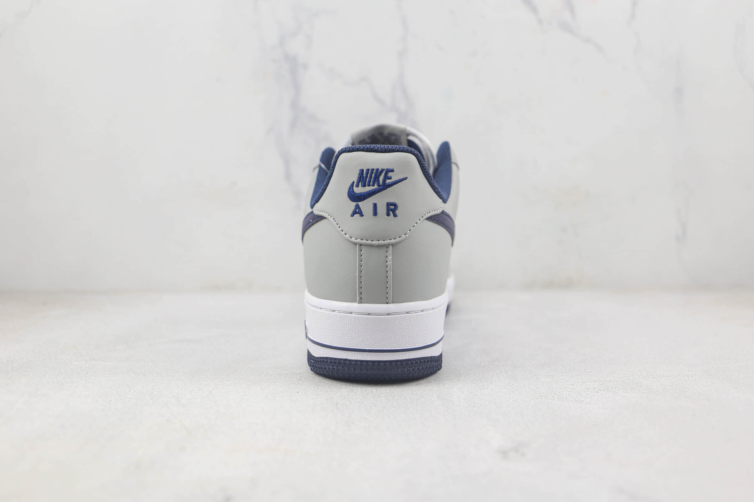 耐克Nike Air Force1莆田纯原复刻版本低帮空军一号灰白色板鞋内置气垫原盒原标 货号:KU5696-002