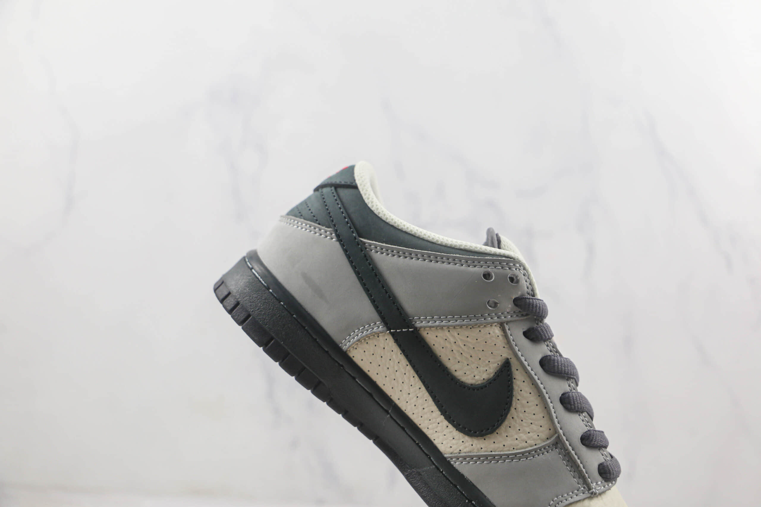 耐克Nike Dunk Low莆田天花板纯原复刻版本低帮DUNK灰白拼接板鞋内置气垫原盒原标 货号:304292-006