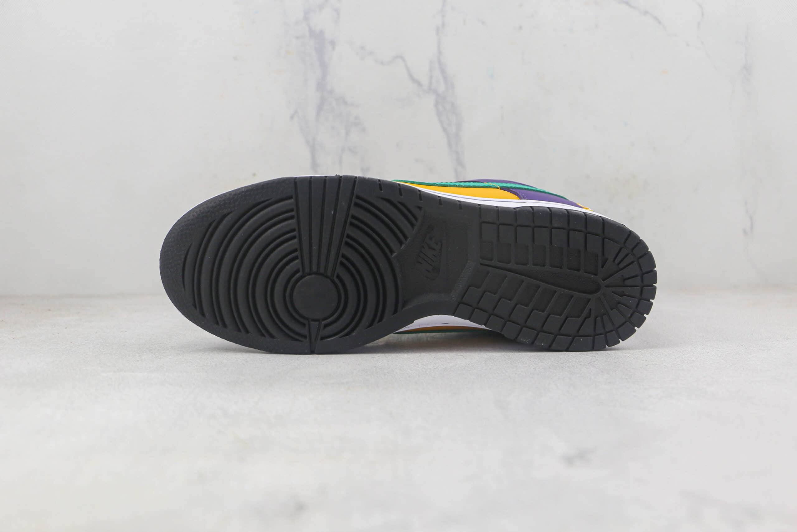 耐克Nike SB Dunk Low莆田纯原复刻版本低帮SB DUNK紫黄色莱斯莉洛杉矶火花队配色板鞋原楦头纸板打造 货号:DO9581-500